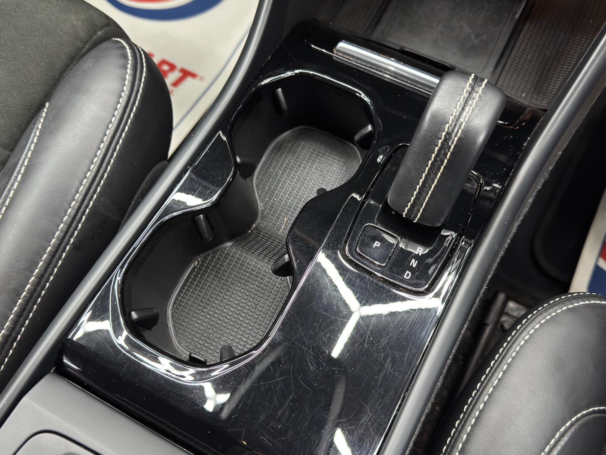 Volvo XC40 Recharge Twin 78kWh Plus Auto AWD 5dr 5dr Automatic 2026