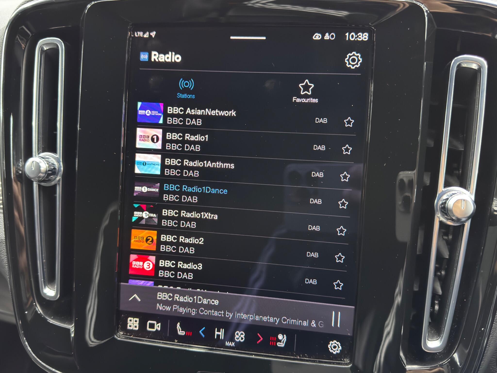 Volvo XC40 Recharge Twin 78kWh Plus Auto AWD 5dr 5dr Automatic 2026