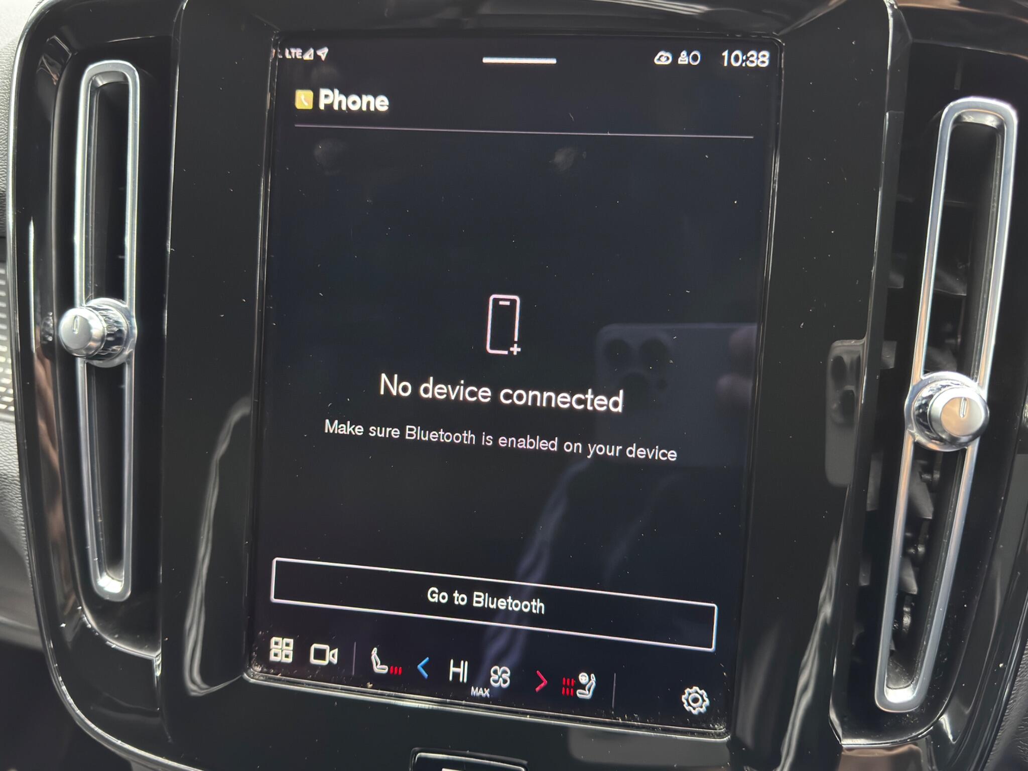 Volvo XC40 Recharge Twin 78kWh Plus Auto AWD 5dr 5dr Automatic 2026