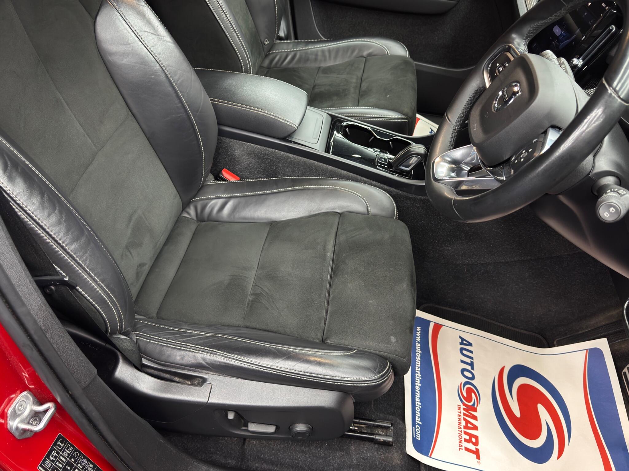 Volvo XC40 Recharge Twin 78kWh Plus Auto AWD 5dr 5dr Automatic 2026