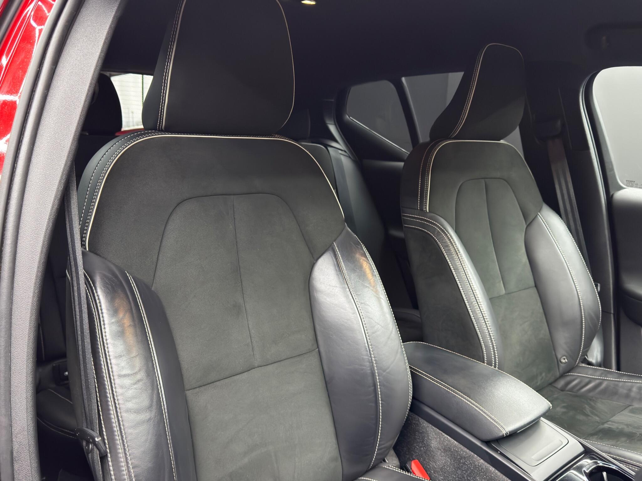 Volvo XC40 Recharge Twin 78kWh Plus Auto AWD 5dr 5dr Automatic 2026