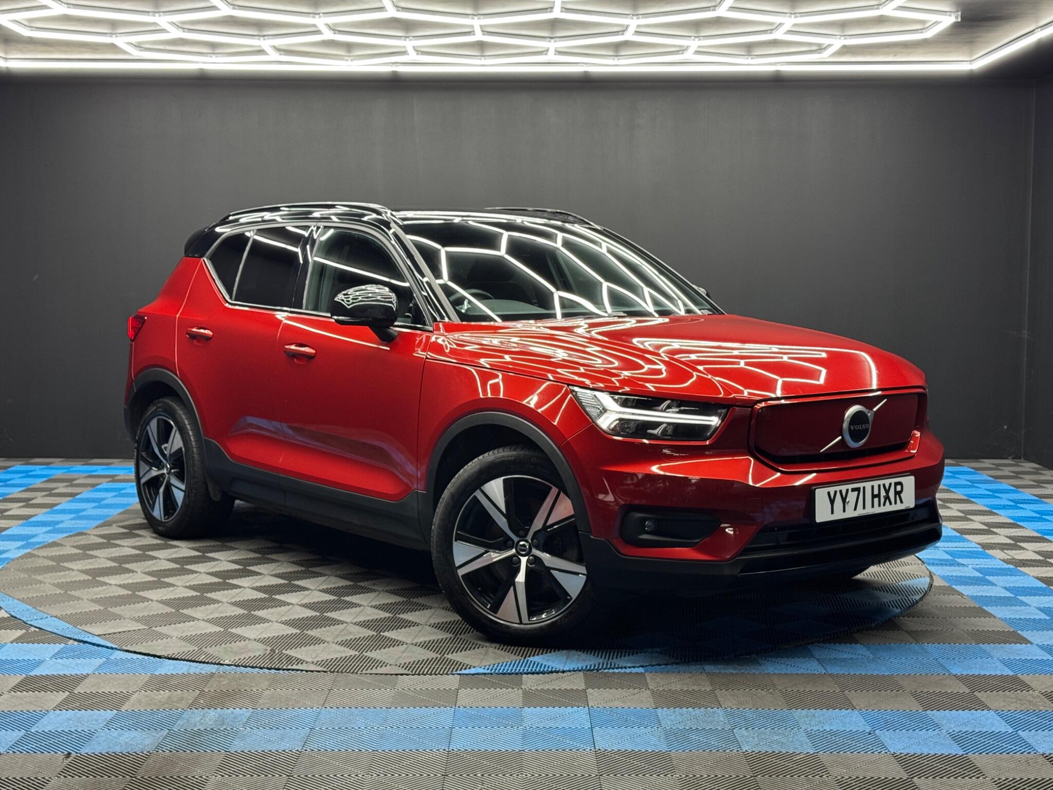Volvo XC40 Recharge Twin 78kWh Plus Auto AWD 5dr 5dr Automatic 2026