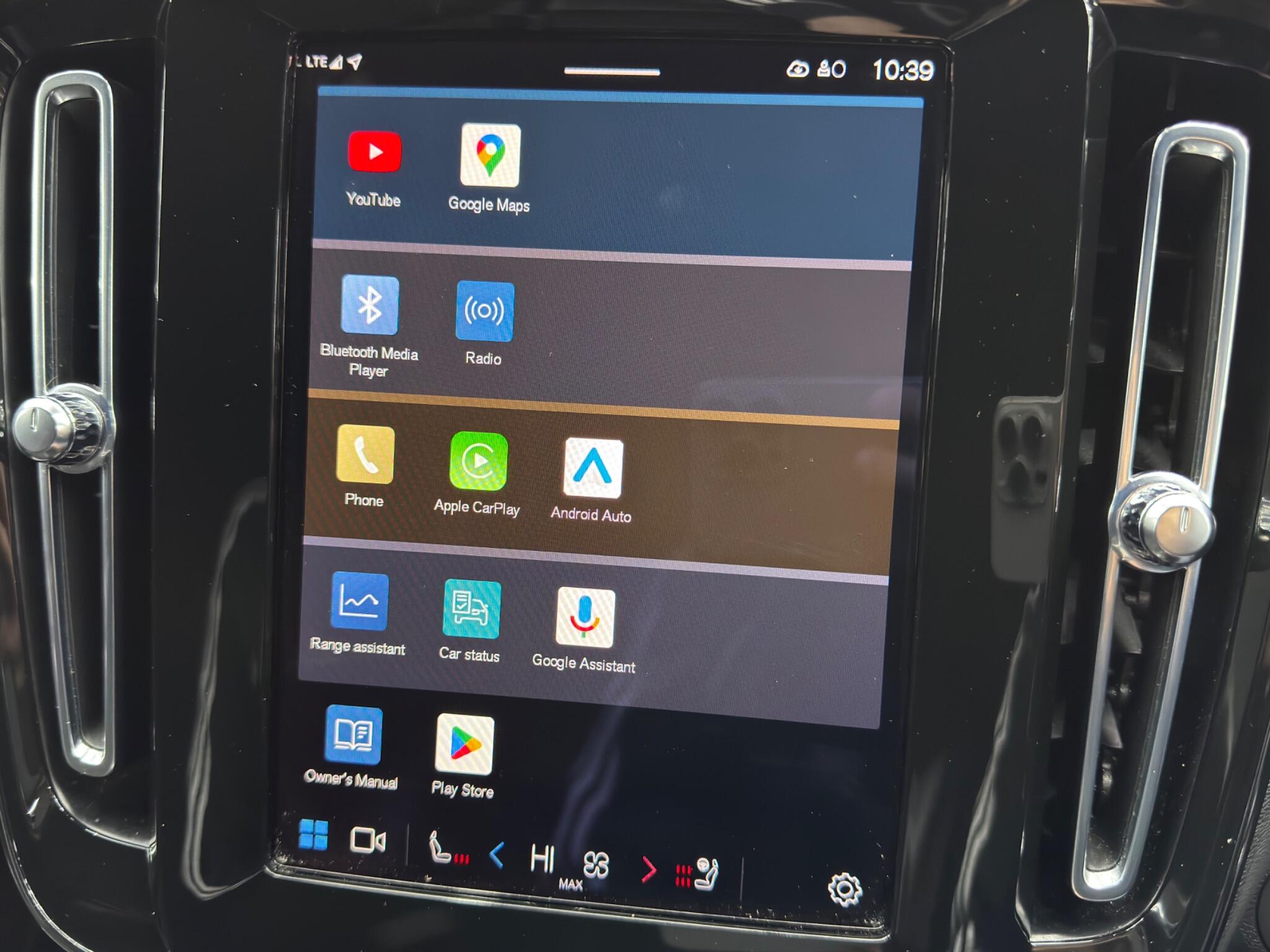 Volvo XC40 Recharge Twin 78kWh Plus Auto AWD 5dr 5dr Automatic 2026