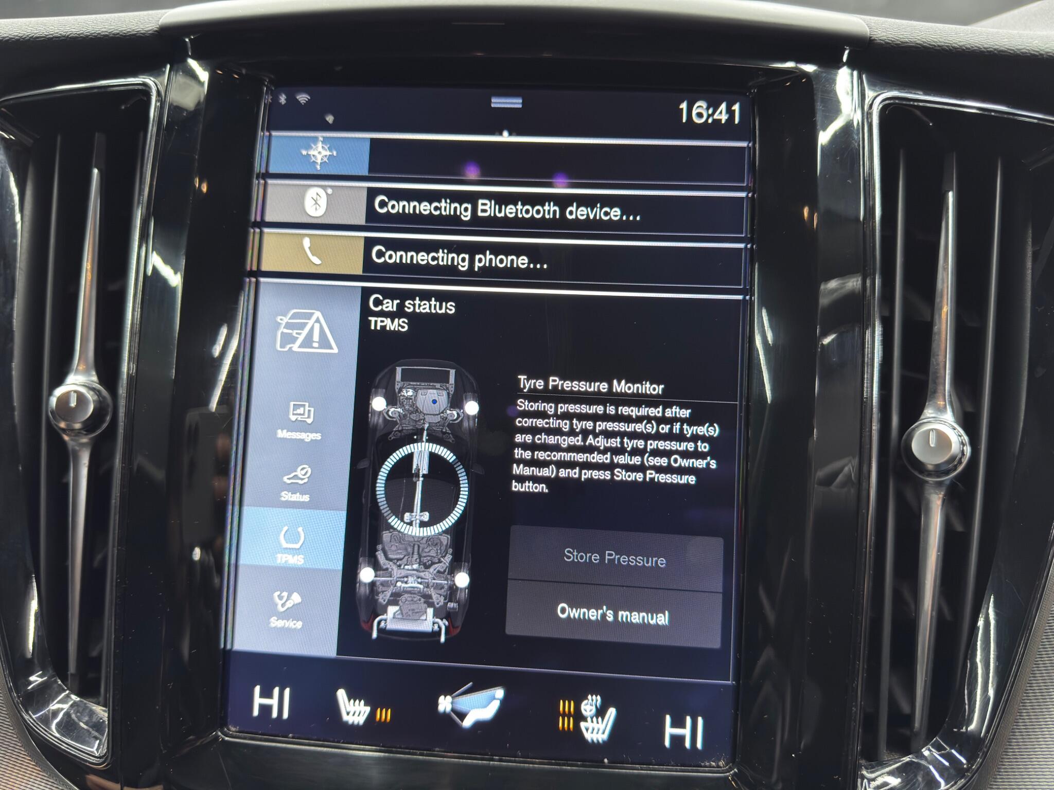 Volvo XC60 2.0 D5 PowerPulse R-Design Auto AWD Euro 6 (s/s) 5dr 5dr Automatic 2026