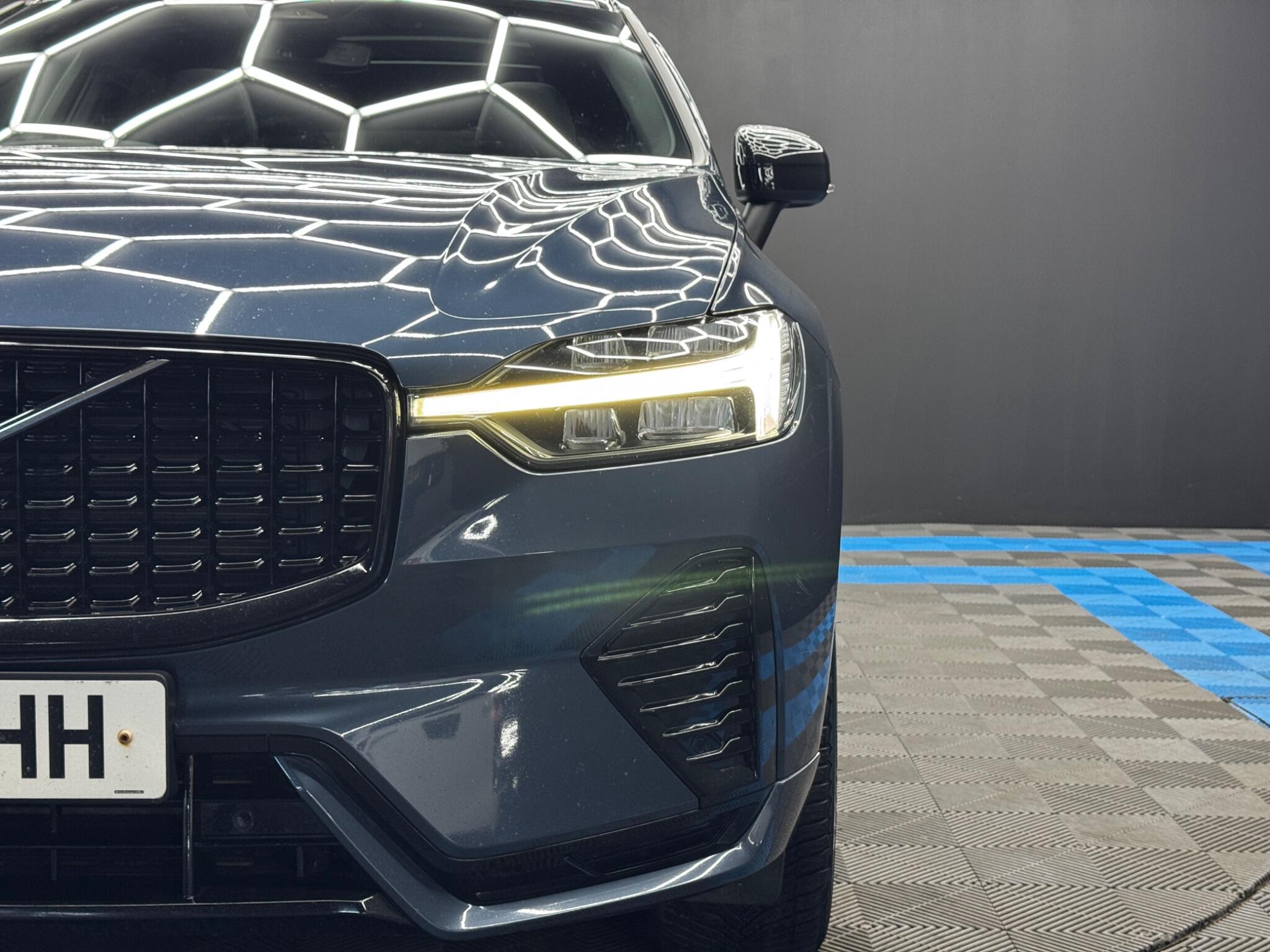 Volvo XC60 2.0h T6 Recharge 11.6kWh R-Design Auto AWD Euro 6 (s/s) 5dr 5dr Automatic 2026