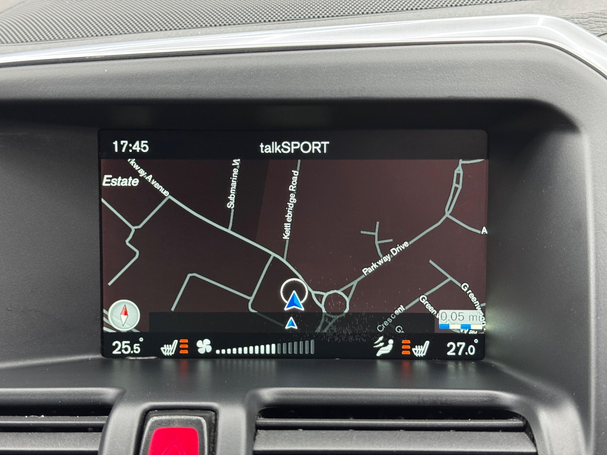 Volvo XC60 2.4 D4 R-Design Lux Nav AWD Euro 6 (s/s) 5dr 5dr Manual 2026