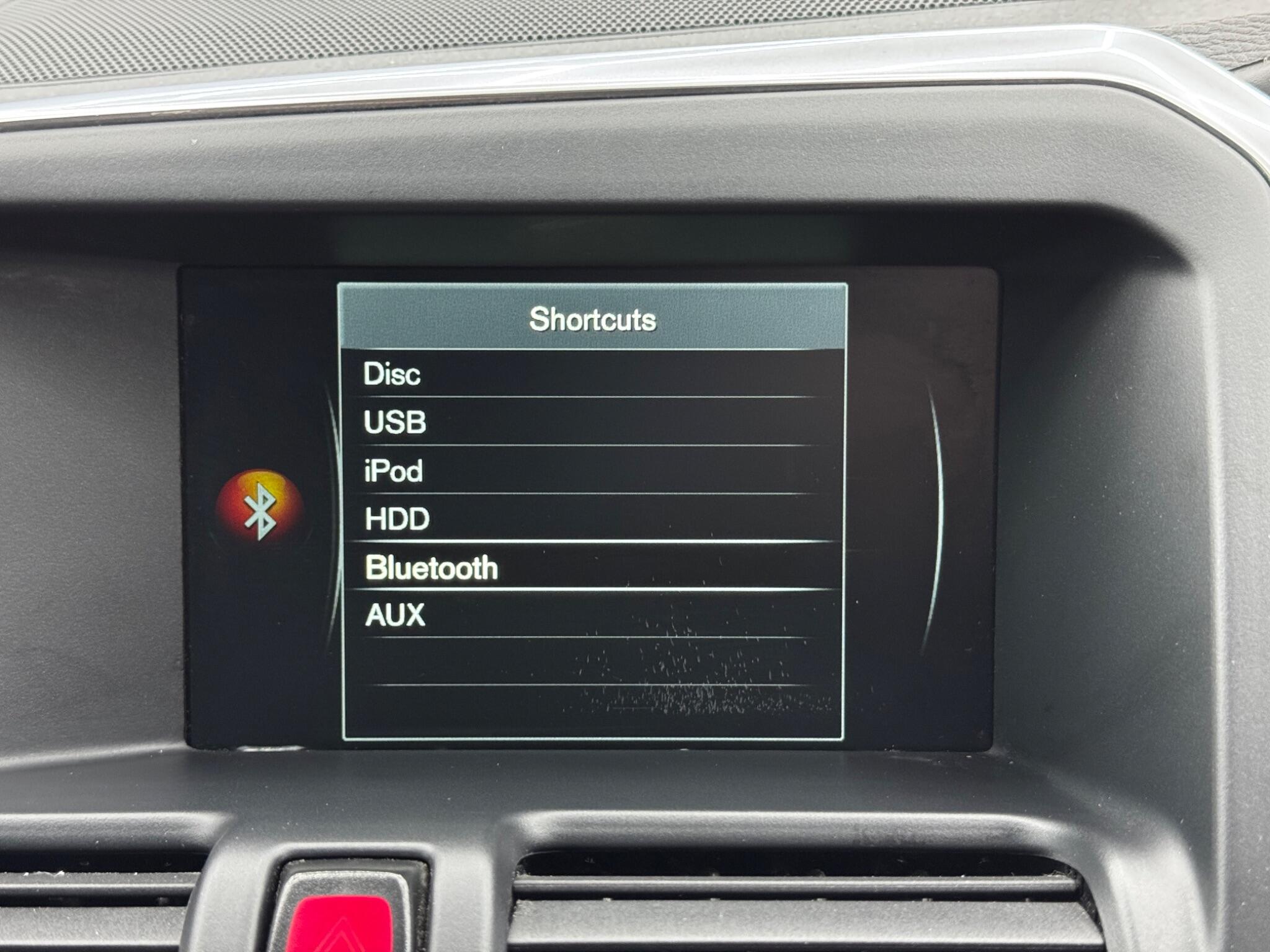 Volvo XC60 2.4 D4 R-Design Lux Nav AWD Euro 6 (s/s) 5dr 5dr Manual 2026