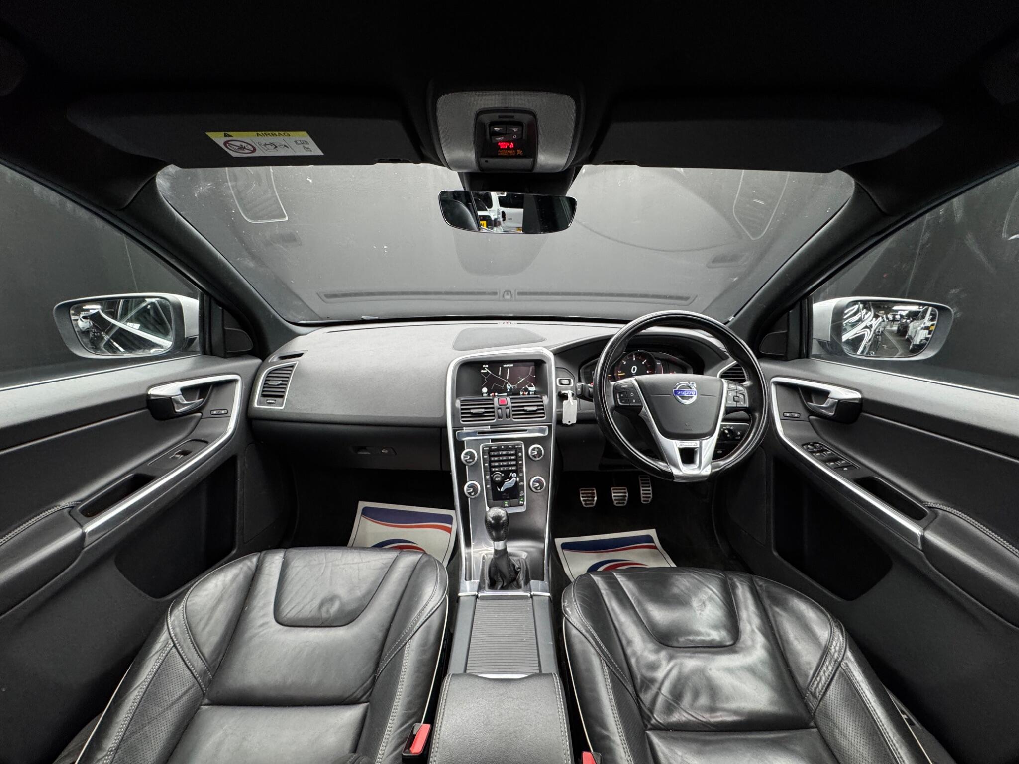 Volvo XC60 2.4 D4 R-Design Lux Nav AWD Euro 6 (s/s) 5dr 5dr Manual 2026