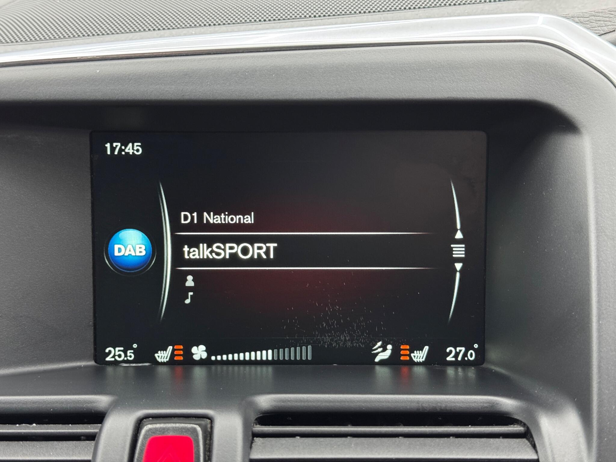 Volvo XC60 2.4 D4 R-Design Lux Nav AWD Euro 6 (s/s) 5dr 5dr Manual 2026