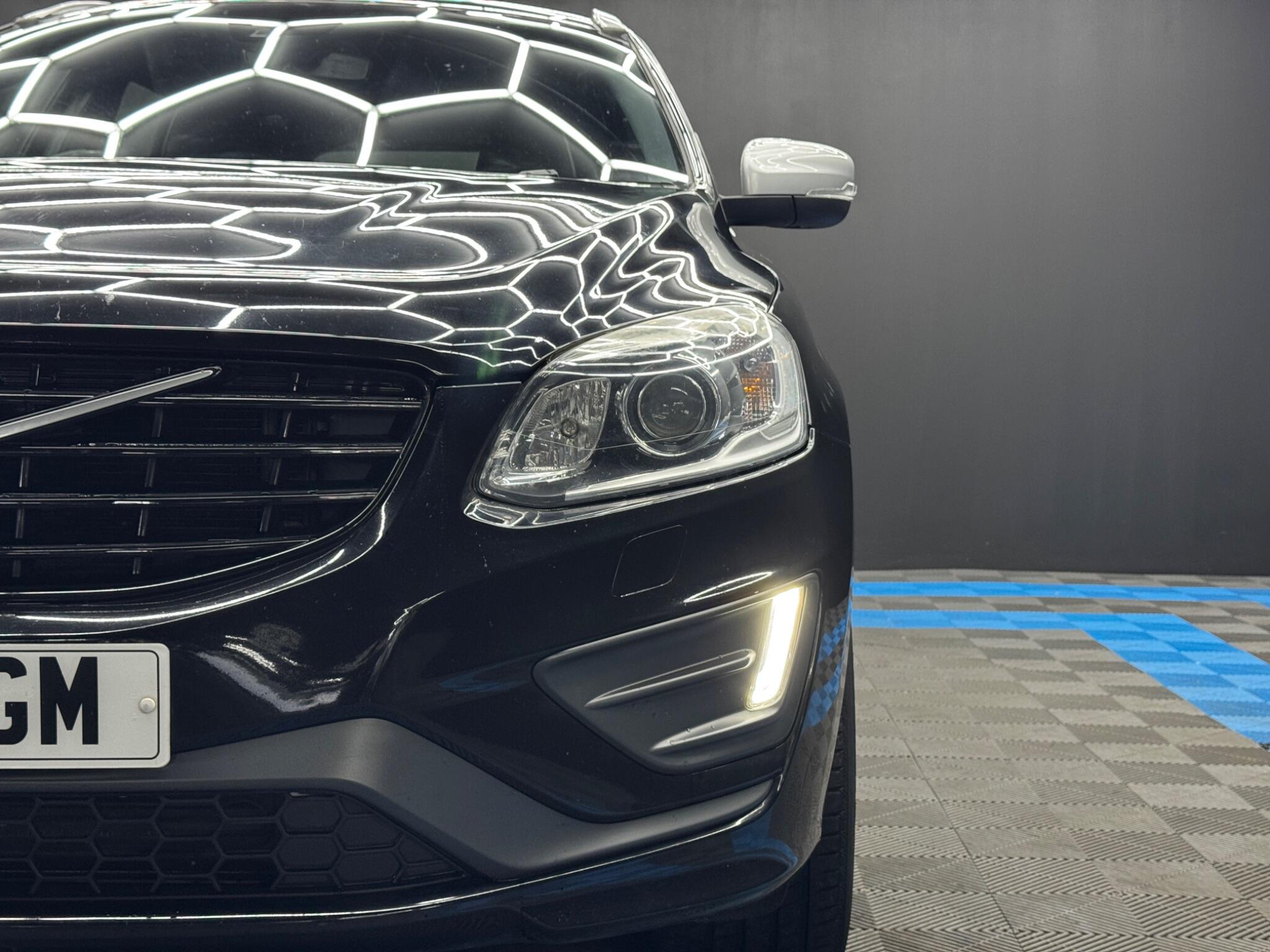 Volvo XC60 2.4 D4 R-Design Lux Nav AWD Euro 6 (s/s) 5dr 5dr Manual 2026