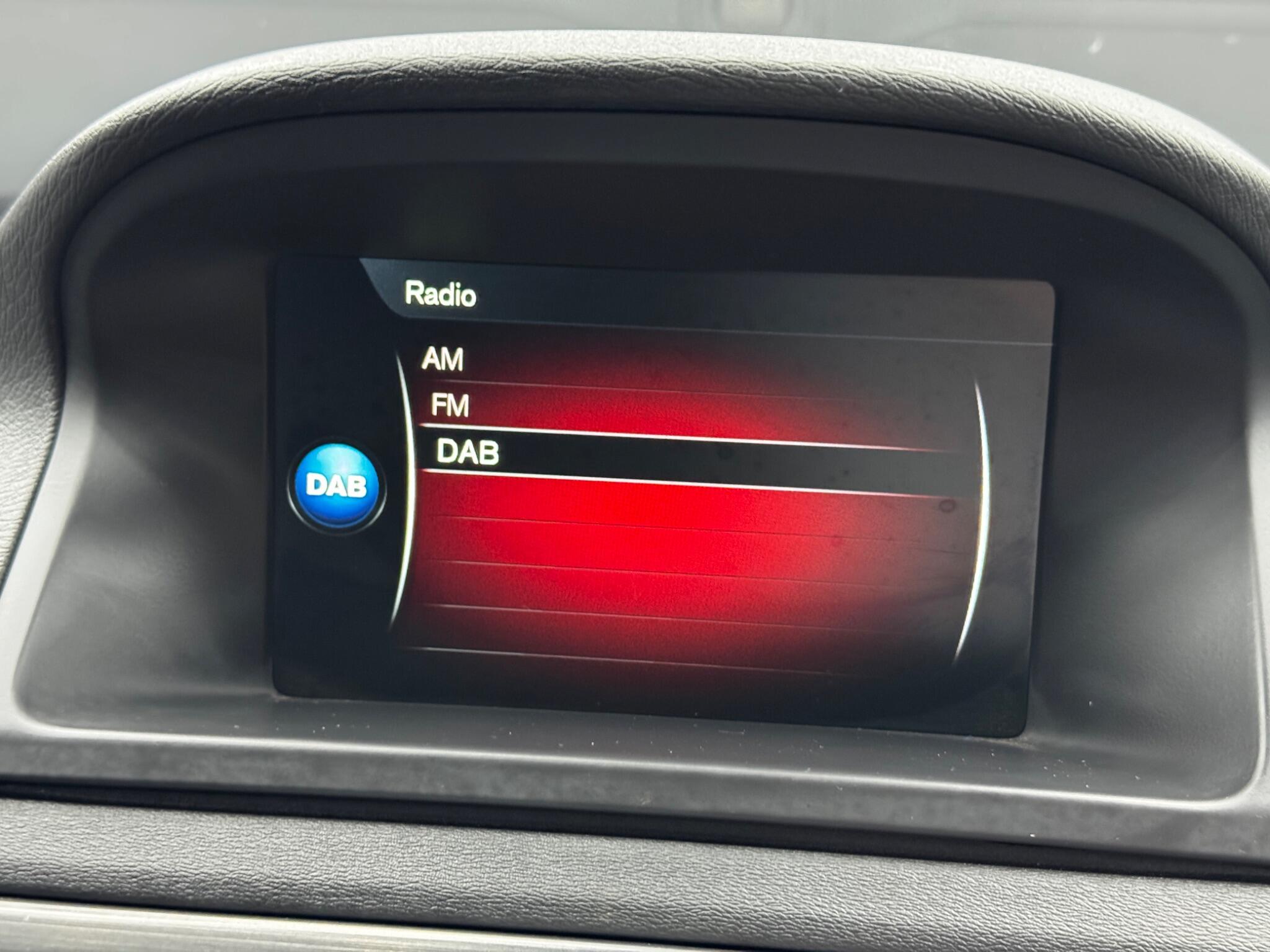 Volvo XC70 2.4 D5 SE Lux Auto AWD Euro 6 (s/s) 5dr 5dr Automatic 2026
