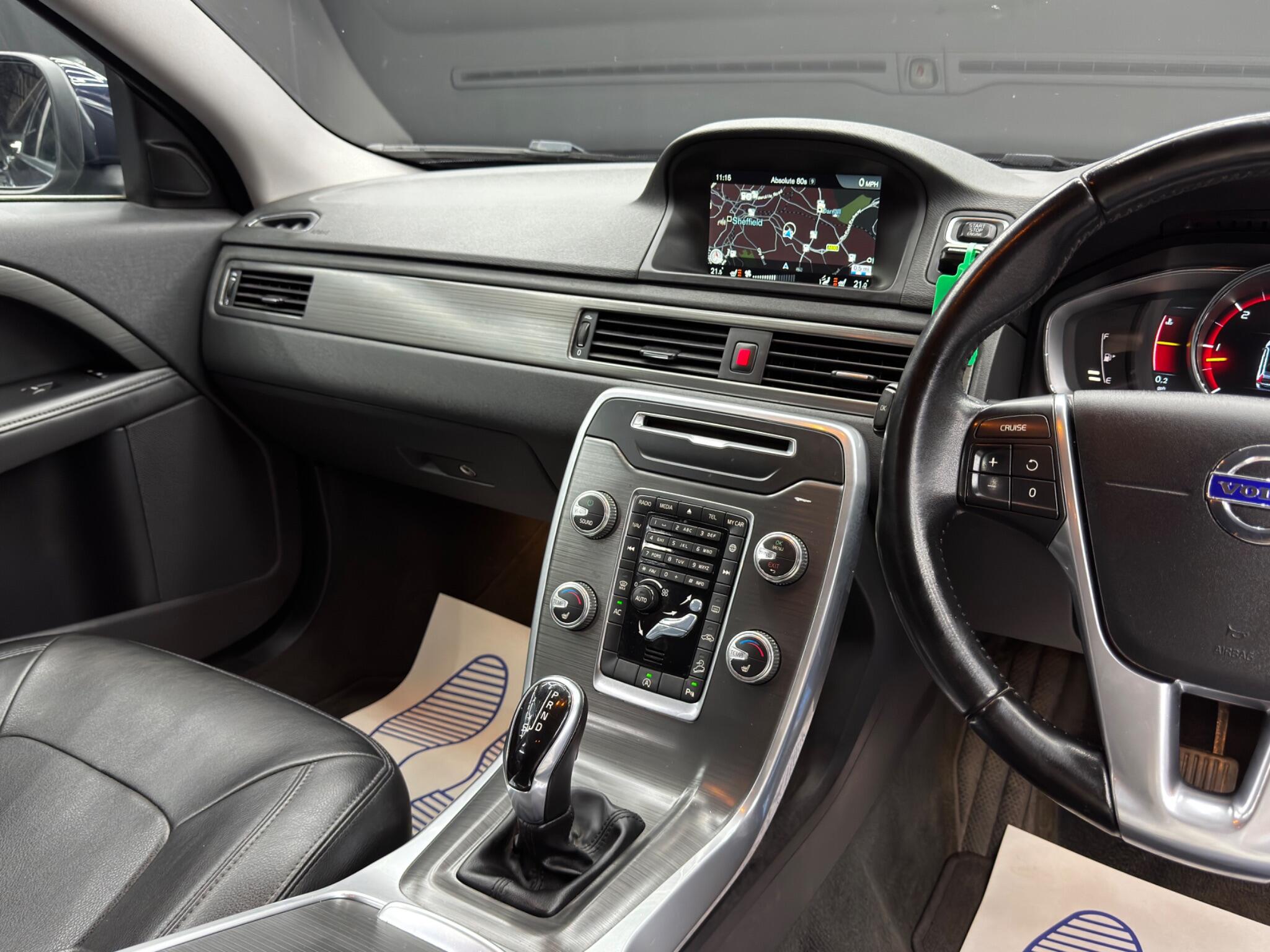 Volvo XC70 2.4 D5 SE Lux Auto AWD Euro 6 (s/s) 5dr 5dr Automatic 2026