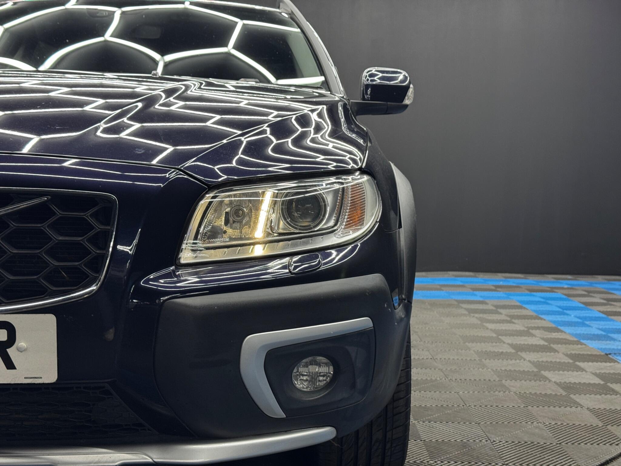 Volvo XC70 2.4 D5 SE Lux Auto AWD Euro 6 (s/s) 5dr 5dr Automatic 2026
