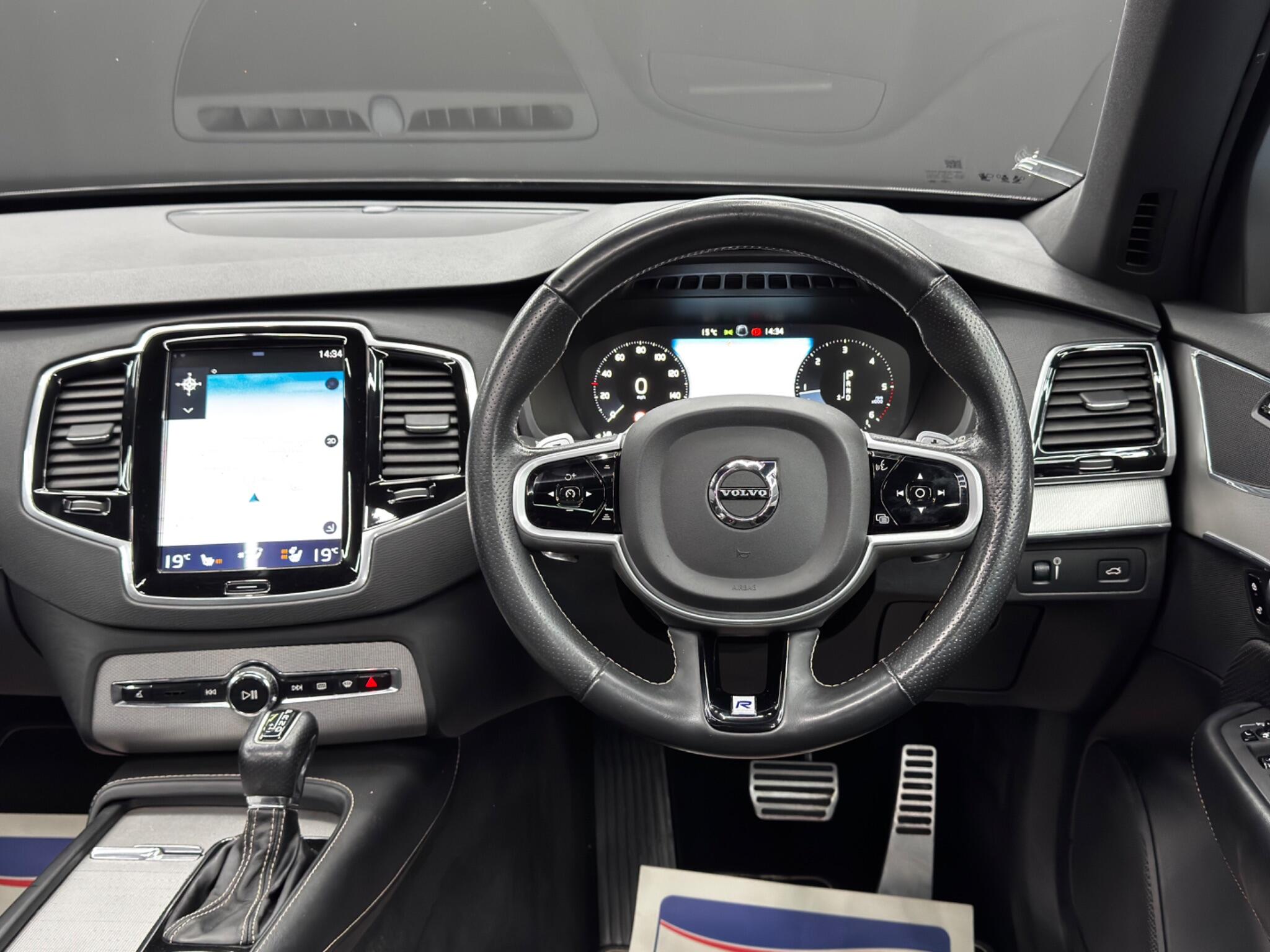 Volvo XC90 2.0 D5 PowerPulse R-Design Auto 4WD Euro 6 (s/s) 5dr 5dr Automatic 2025