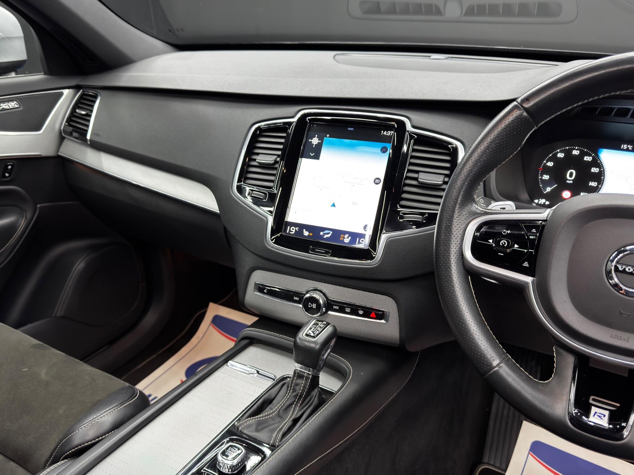 Volvo XC90 2.0 D5 PowerPulse R-Design Auto 4WD Euro 6 (s/s) 5dr 5dr Automatic 2025