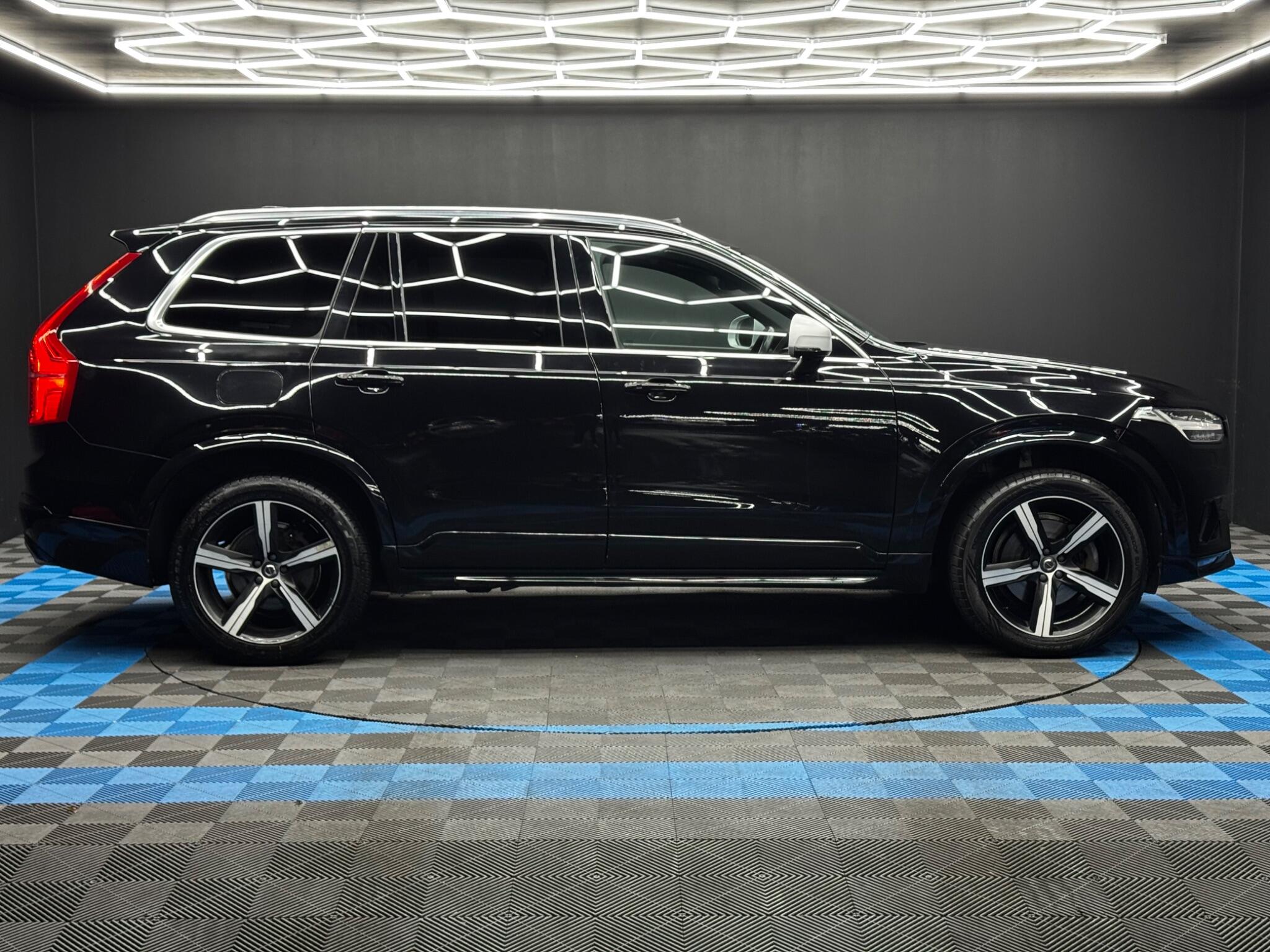 Volvo XC90 2.0 D5 PowerPulse R-Design Auto 4WD Euro 6 (s/s) 5dr 5dr Automatic 2025