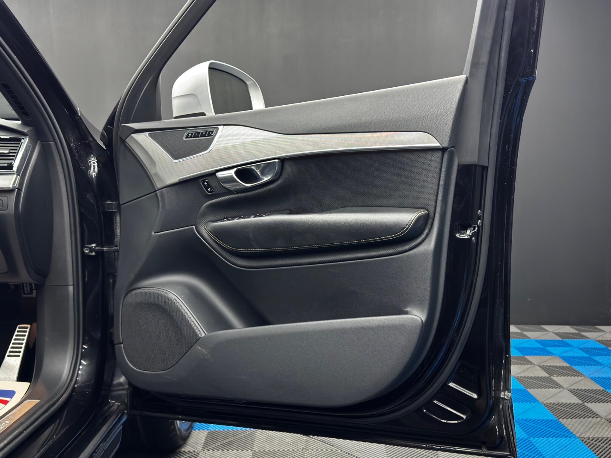 Volvo XC90 2.0 D5 PowerPulse R-Design Auto 4WD Euro 6 (s/s) 5dr 5dr Automatic 2025