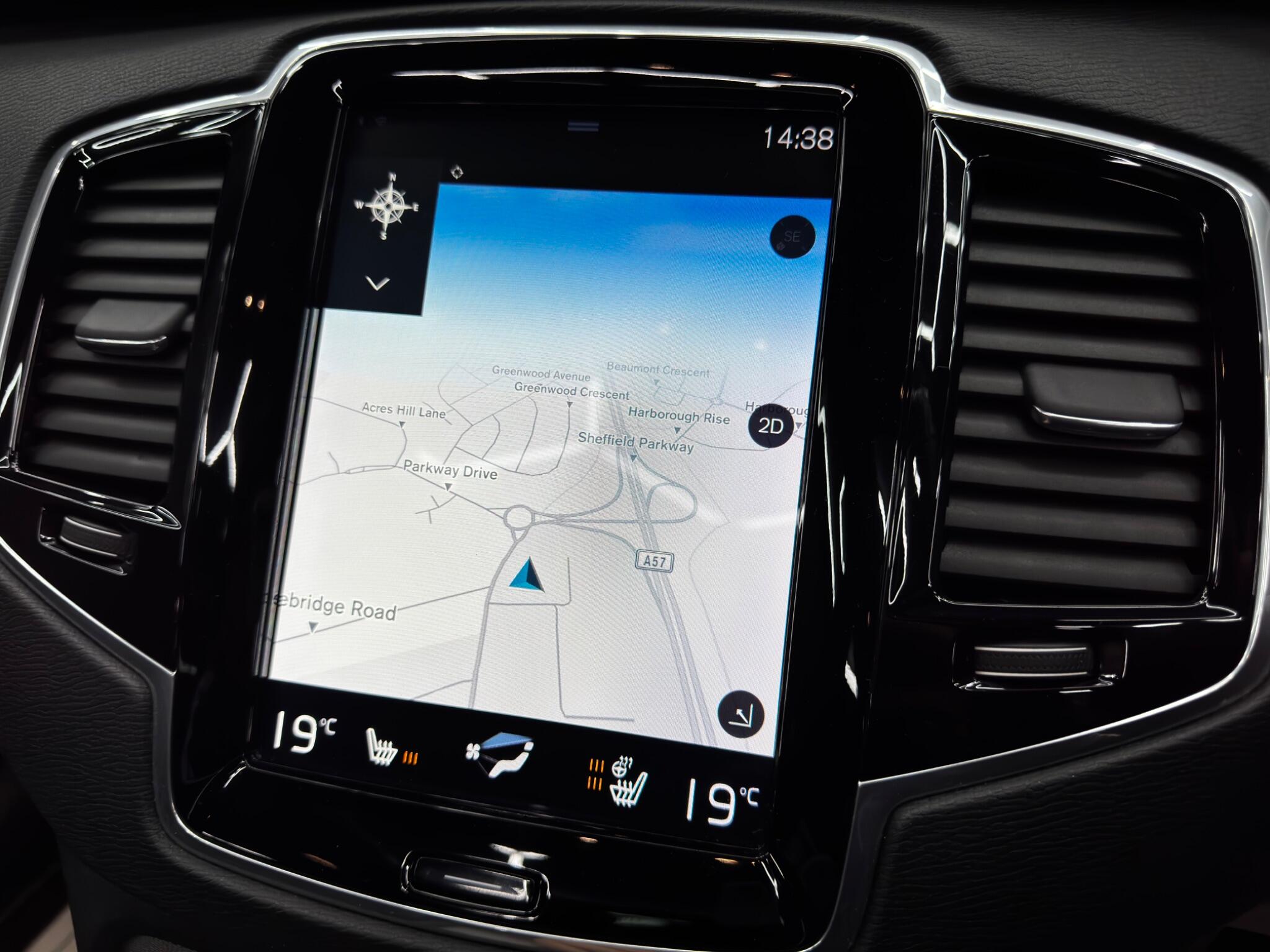 Volvo XC90 2.0 D5 PowerPulse R-Design Auto 4WD Euro 6 (s/s) 5dr 5dr Automatic 2025