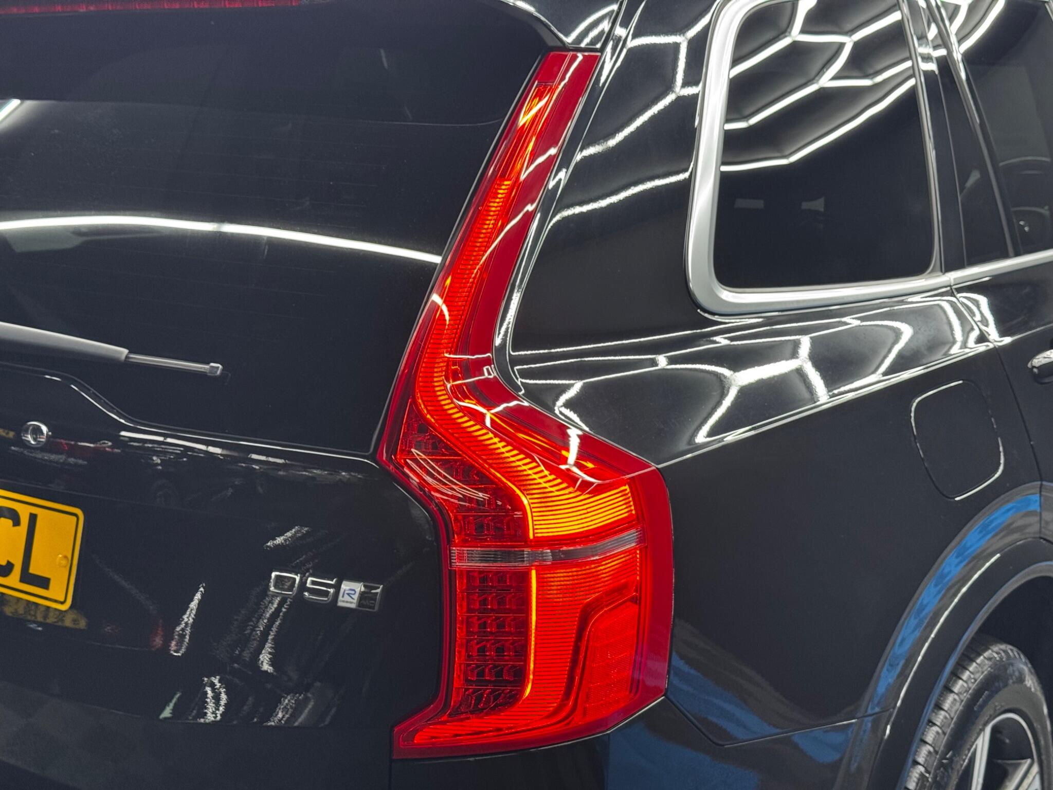 Volvo XC90 2.0 D5 PowerPulse R-Design Auto 4WD Euro 6 (s/s) 5dr 5dr Automatic 2025