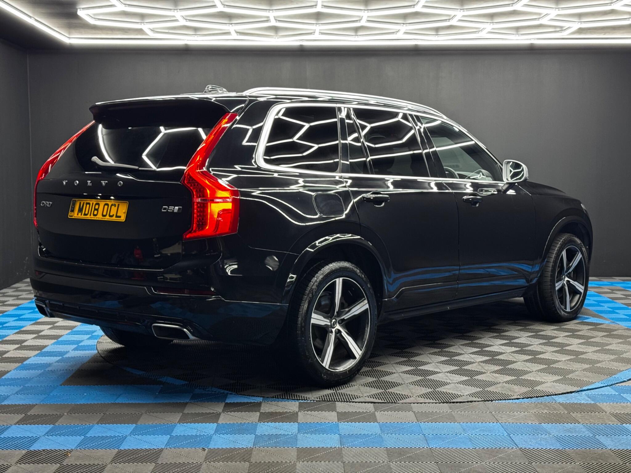 Volvo XC90 2.0 D5 PowerPulse R-Design Auto 4WD Euro 6 (s/s) 5dr 5dr Automatic 2025