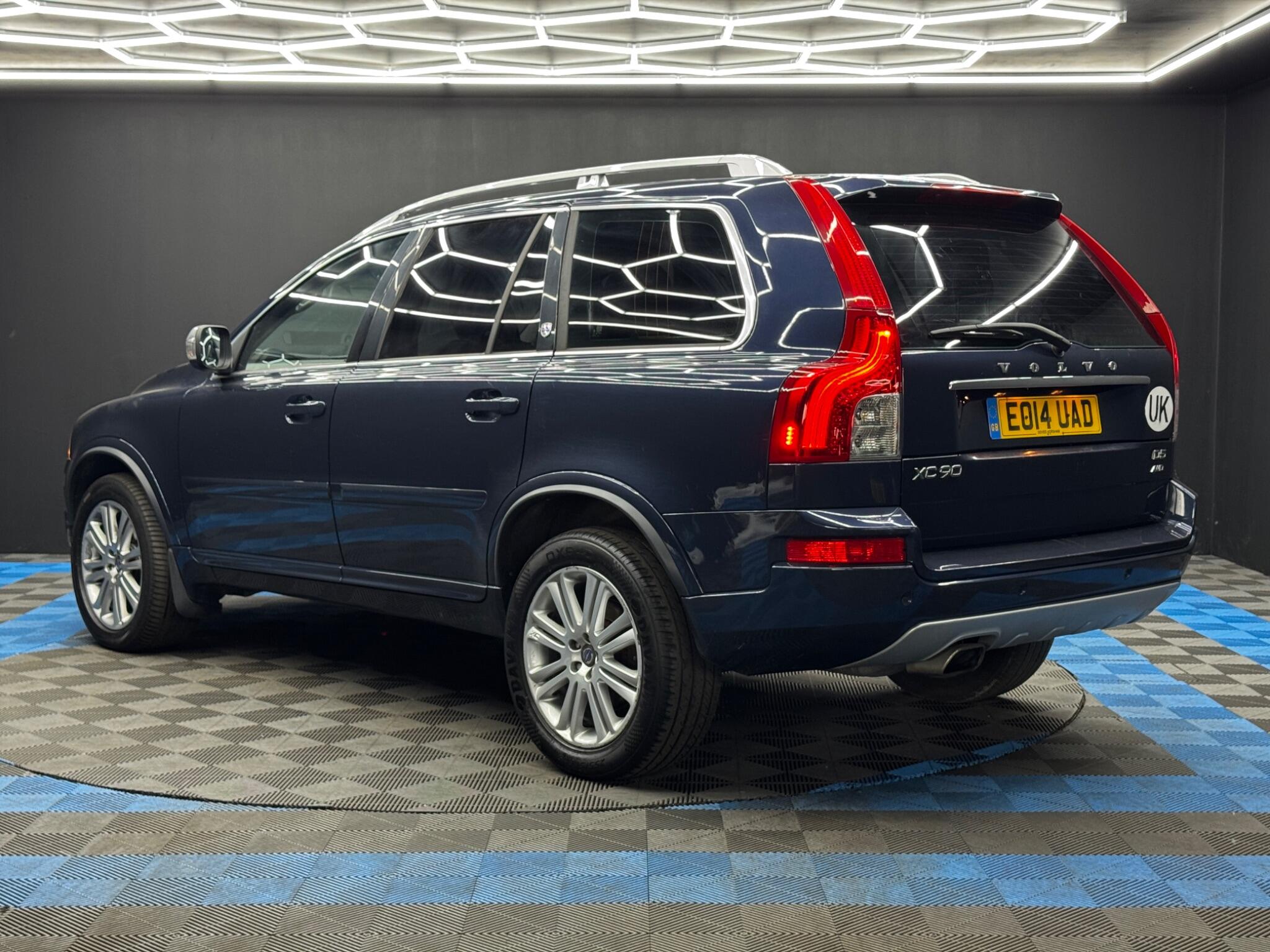 Volvo XC90 2.4 D5 Executive Geartronic 4WD Euro 5 5dr 5dr Automatic 2026