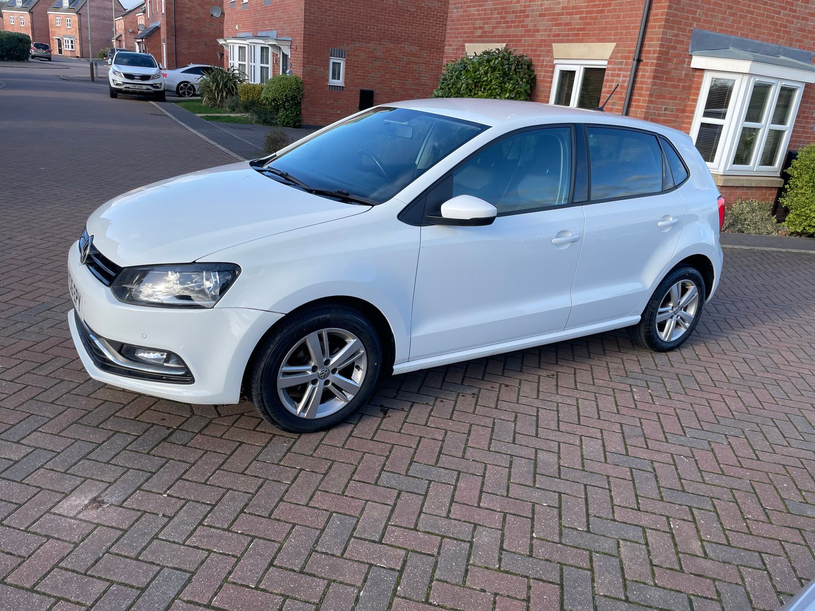 VOLKSWAGEN Polo - Detail 1
