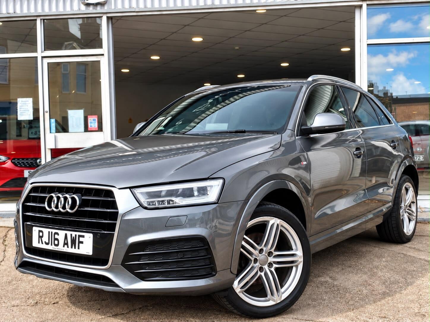 Audi Q3