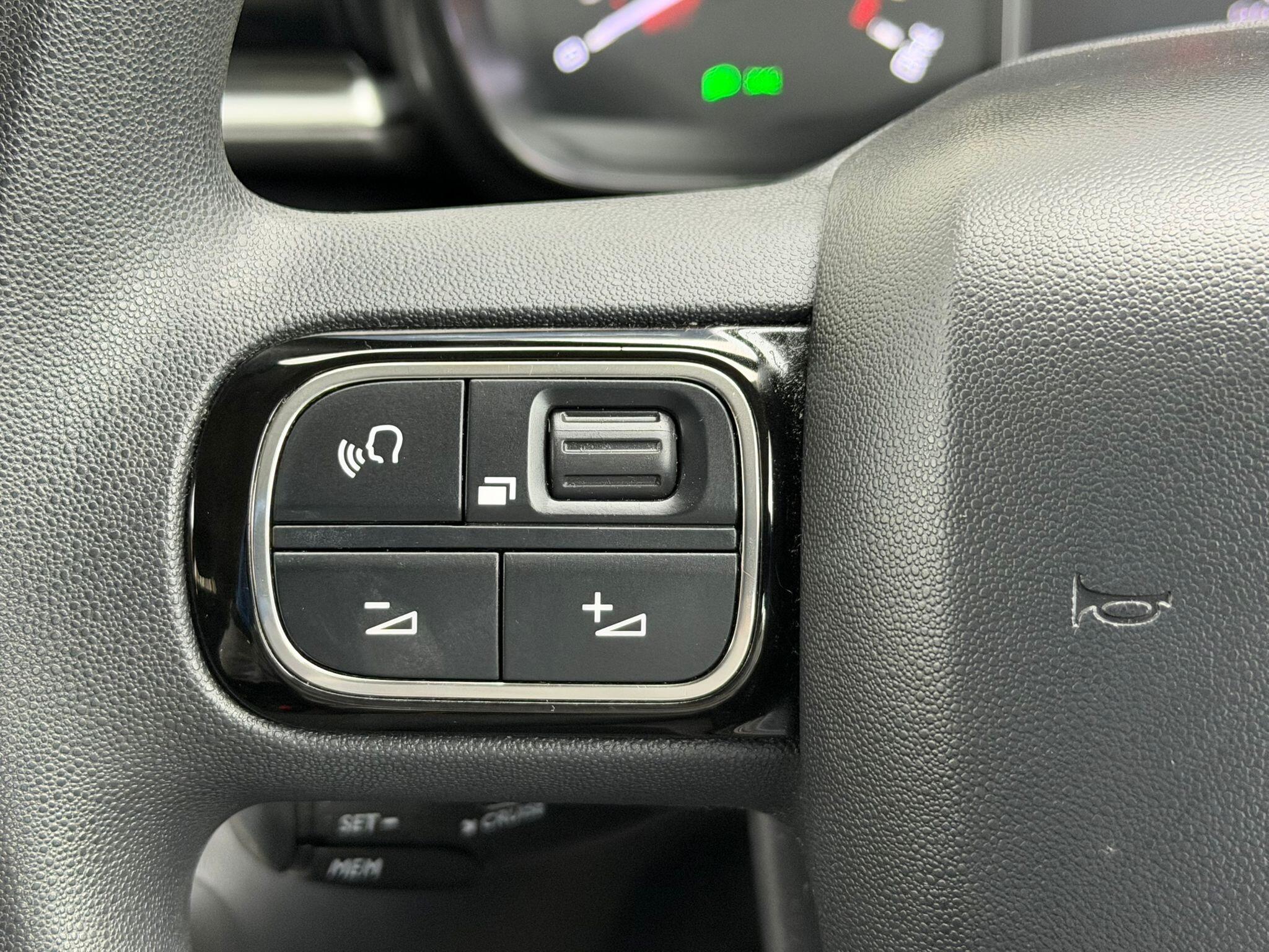Citroen C3 1.2 PureTech Feel Euro 6 5dr 5dr Manual 2017