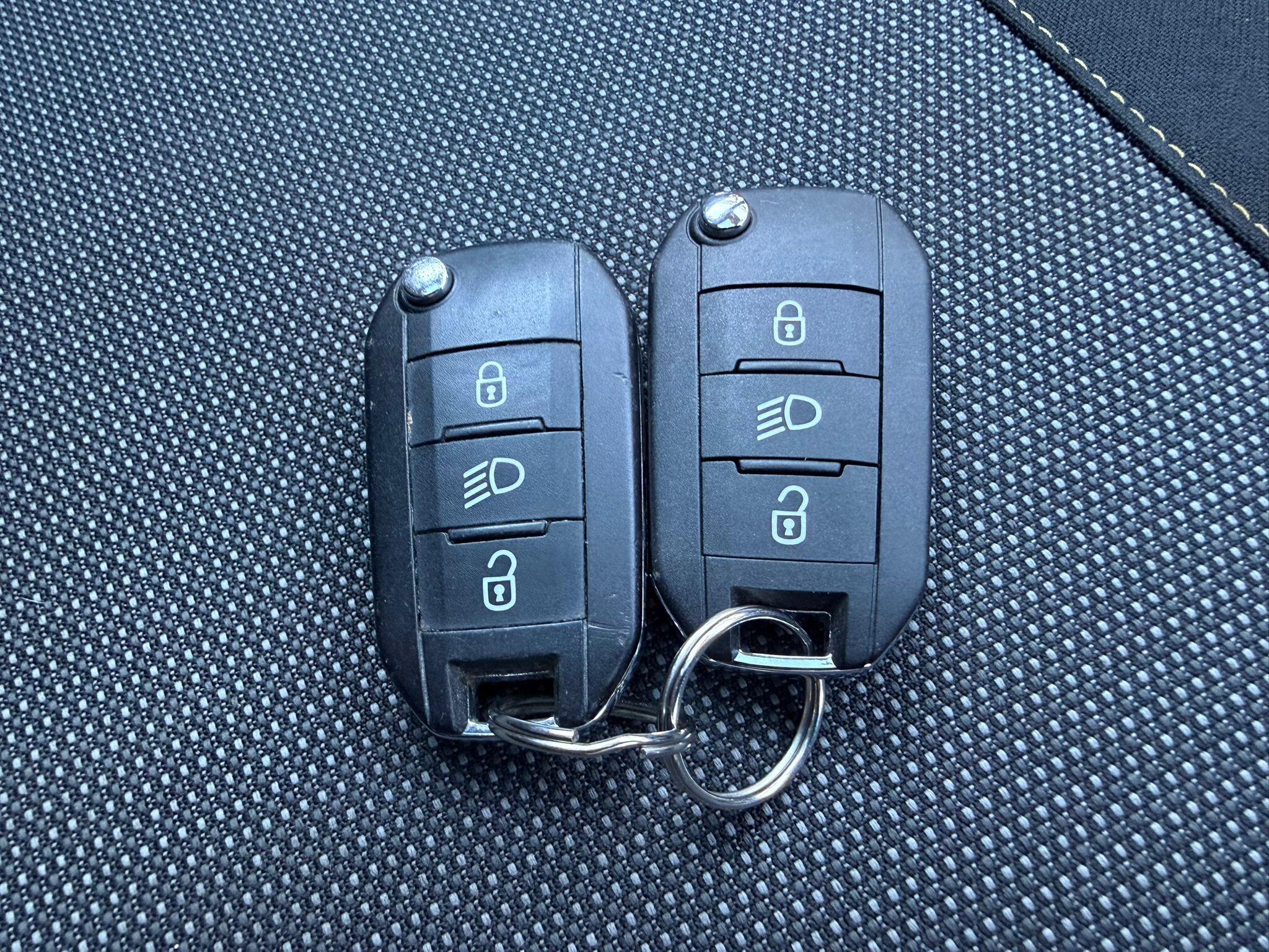 Citroen C3 1.2 PureTech Flair Euro 6 5dr 5dr Manual 2017