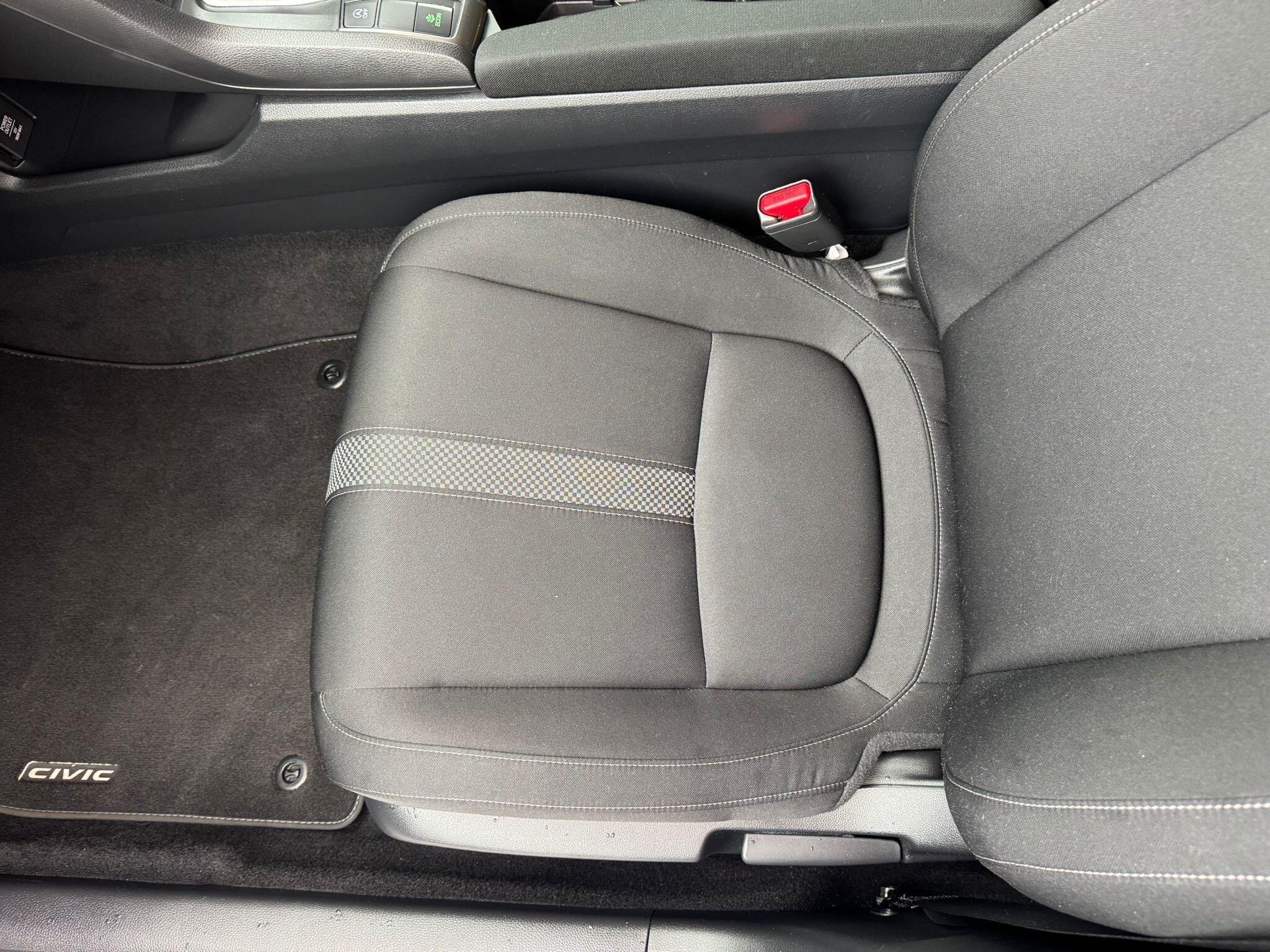 Honda Civic 1.5 VTEC Turbo Sport Euro 6 (s/s) 5dr 5dr Manual 2021