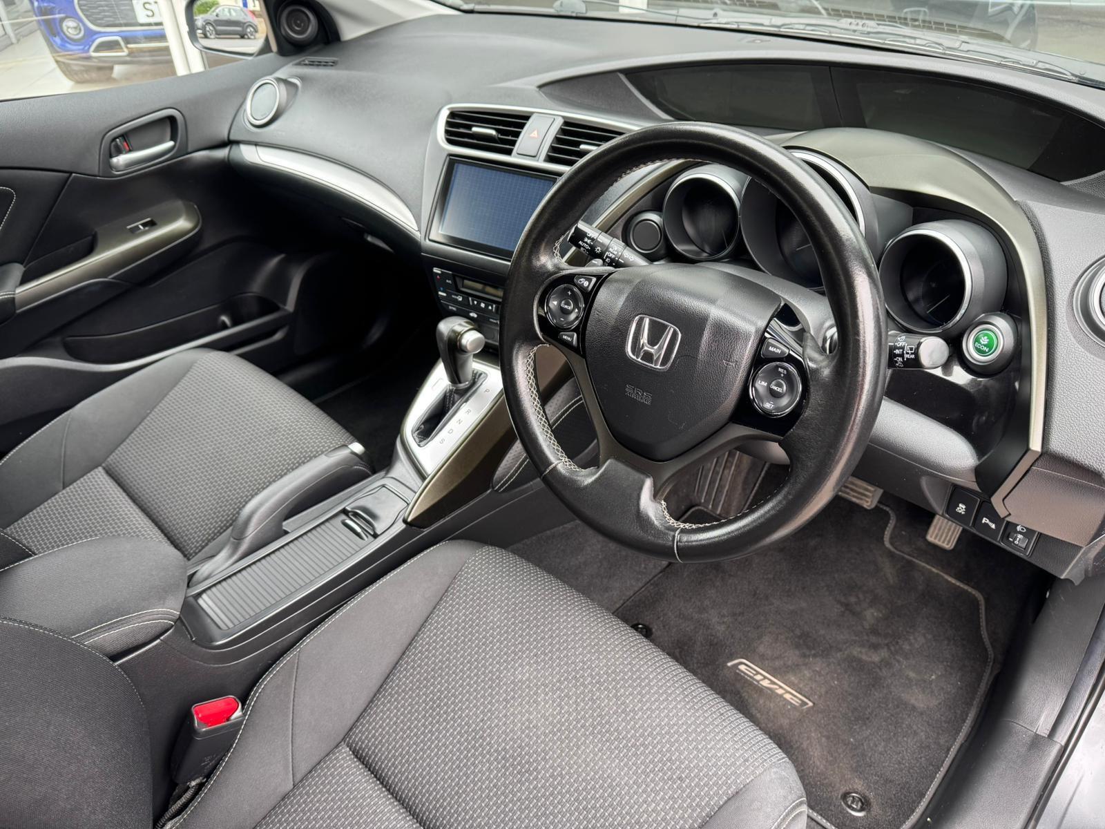 Honda Civic 1.8 i-VTEC SE Plus Tourer 5dr Petrol Auto Euro 6 (142 ps) 5dr Automatic 2016