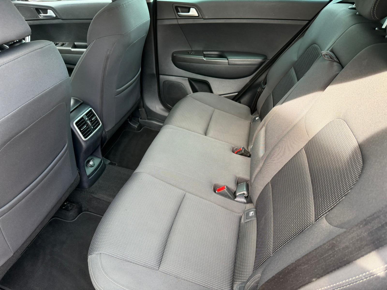 Kia Sportage 1.7 CRDi 2 Euro 6 (s/s) 5dr 5dr Manual 2016