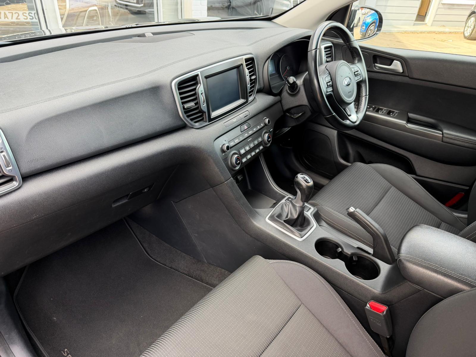 Kia Sportage 1.7 CRDi 2 Euro 6 (s/s) 5dr 5dr Manual 2016