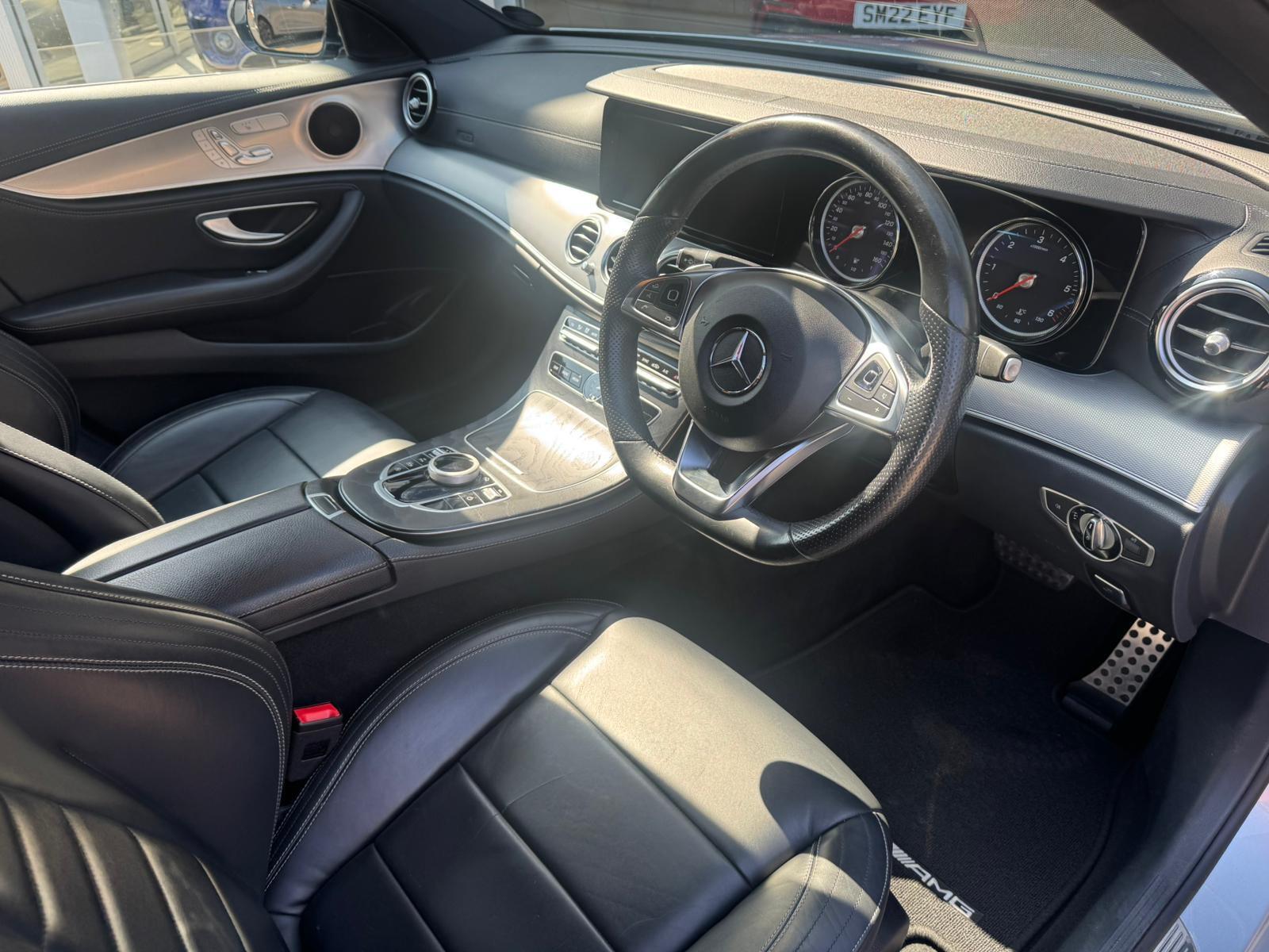 Mercedes-Benz E Class 3.0 E350d V6 AMG Line (Premium) G-Tronic+ Euro 6 (s/s) 4dr 4dr Automatic 2018