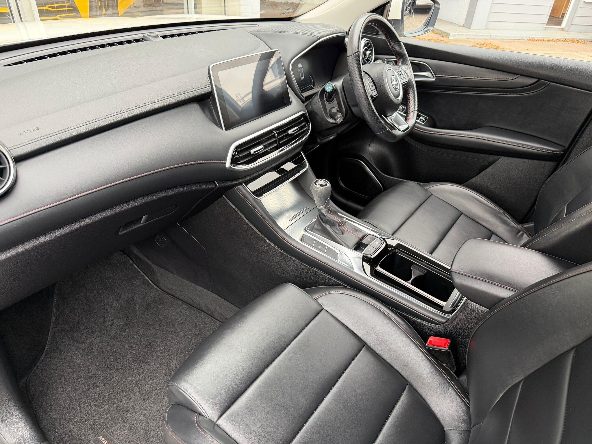 MG Mg hs 1.5 T-GDI Excite Euro 6 (s/s) 5dr 5dr Manual 2023