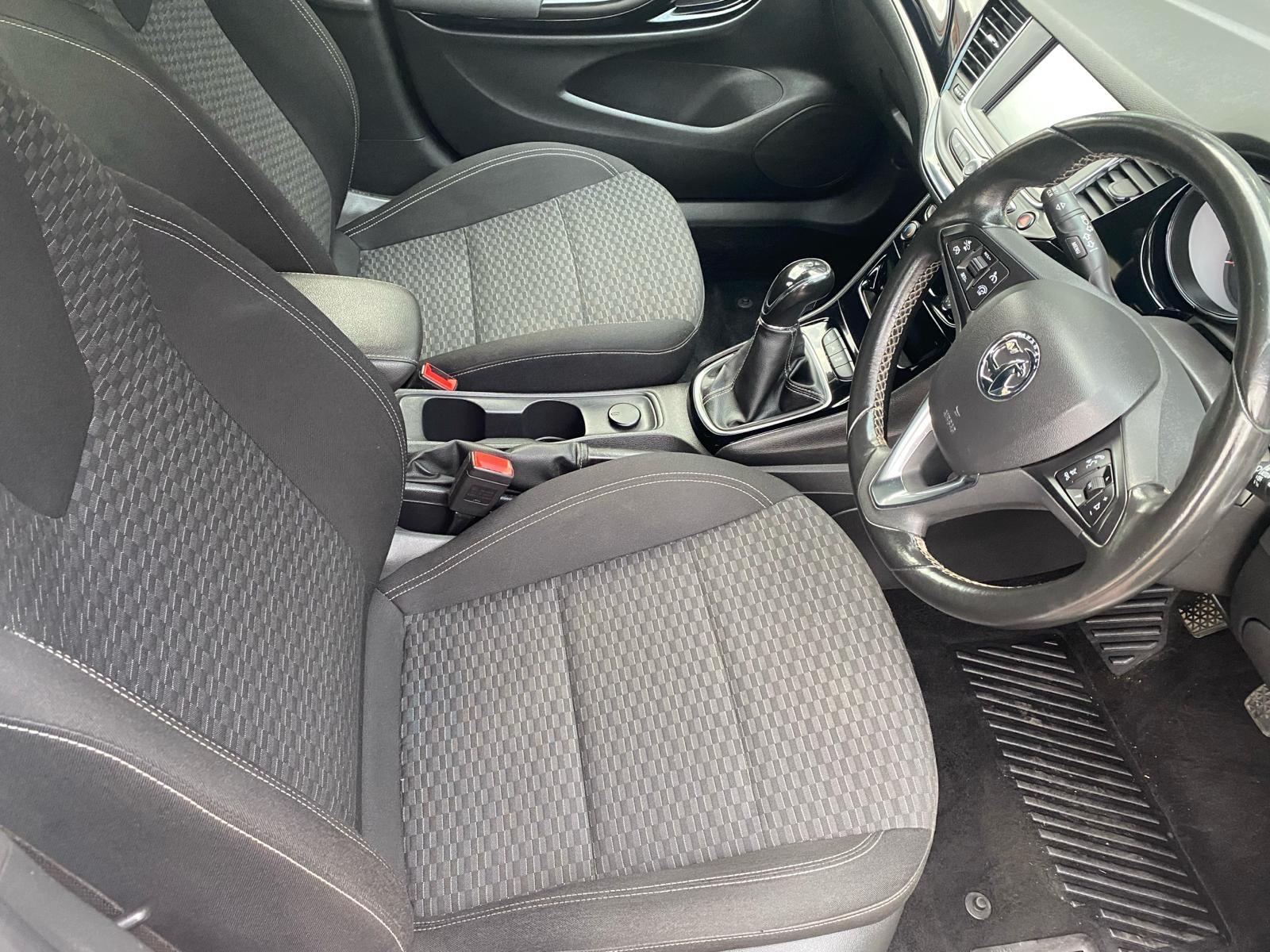 Vauxhall Astra 1.6 CDTi SRi Sports Tourer Euro 6 5dr 5dr Manual 2017
