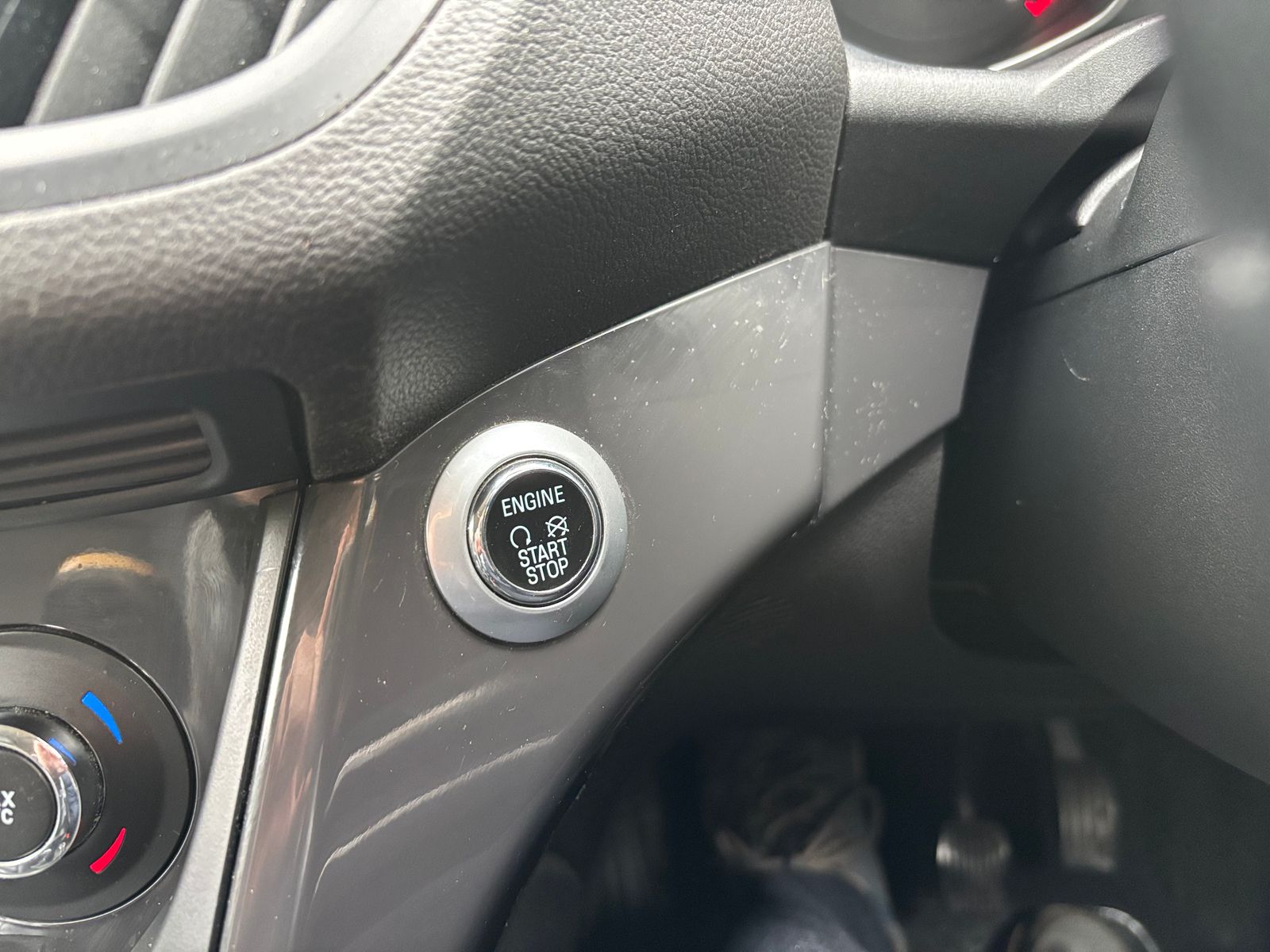 Ford Kuga 2.0 TDCi Titanium SUV 5dr Diesel Manual 2WD Euro 6 (s/s) (150 ps) 5dr Manual 2016