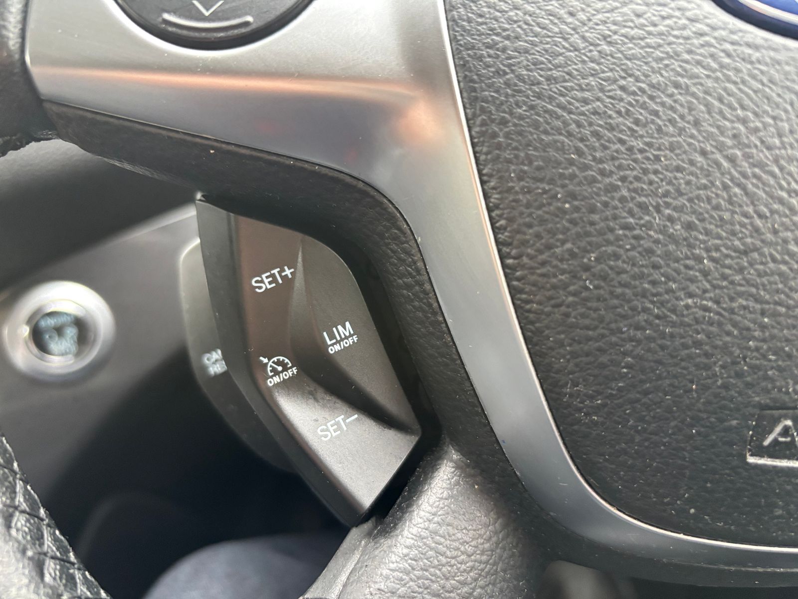 Ford Kuga 2.0 TDCi Titanium SUV 5dr Diesel Manual 2WD Euro 6 (s/s) (150 ps) 5dr Manual 2016