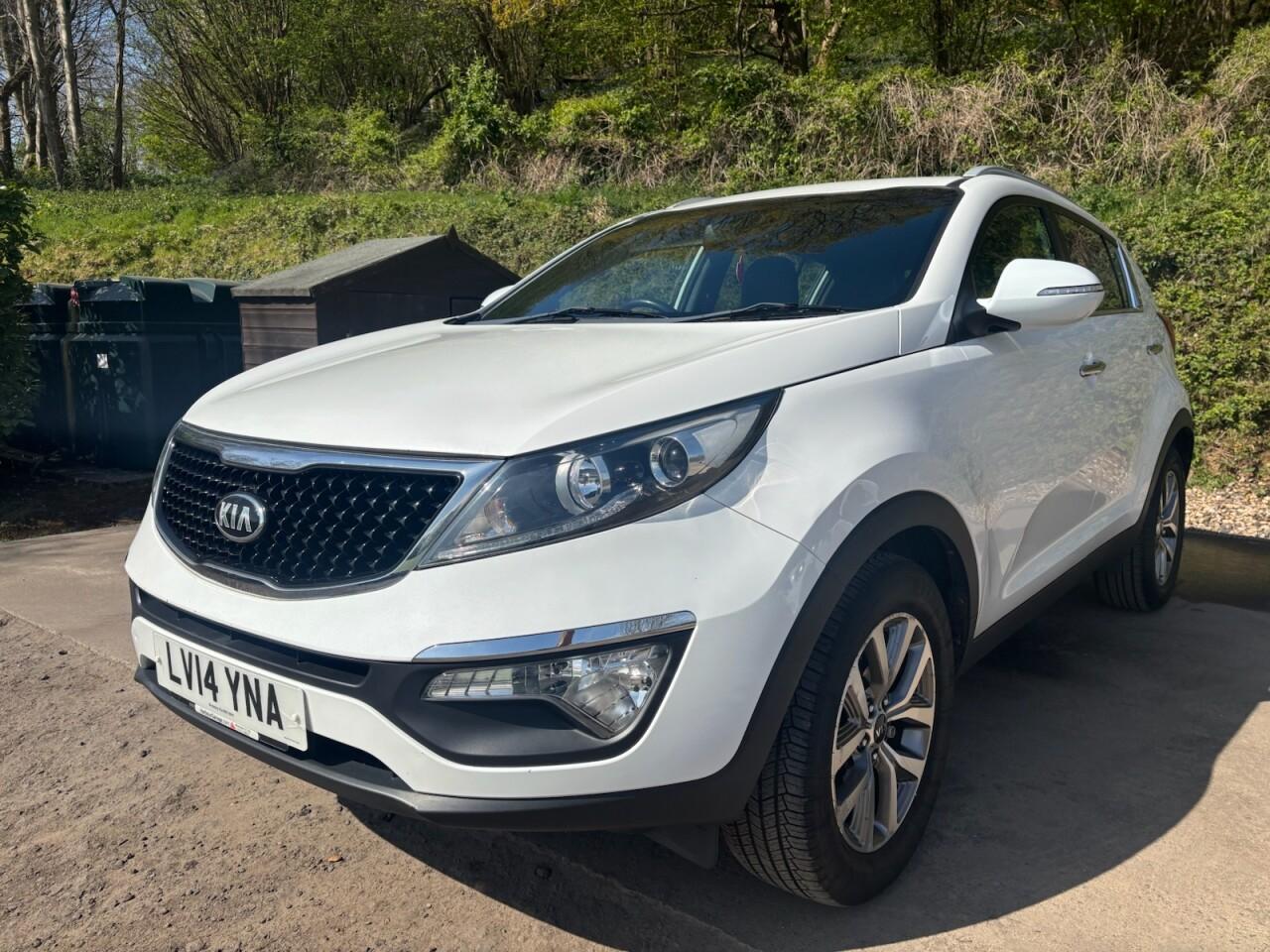 Kia Sportage 1.6 GDi EcoDynamics White Edition SUV 5dr Petrol Manual 2WD Euro 5 (s/s) (133 bhp) 5dr Manual 2014