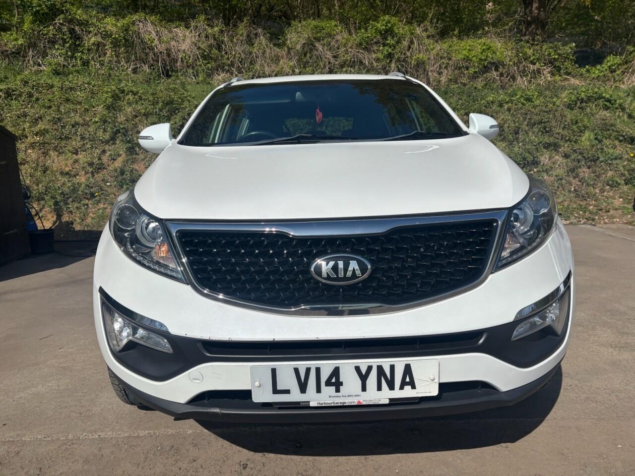 Kia Sportage 1.6 GDi EcoDynamics White Edition SUV 5dr Petrol Manual 2WD Euro 5 (s/s) (133 bhp) 5dr Manual 2014