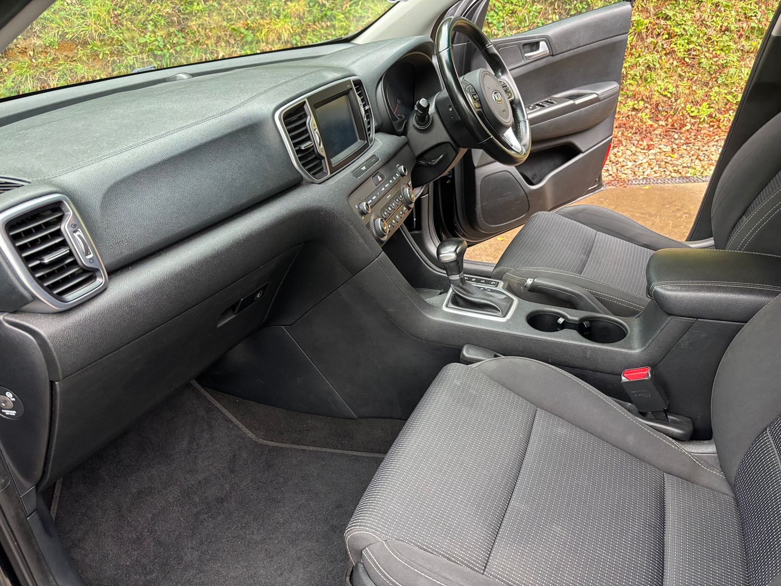 Kia Sportage 1.7 CRDi 2 SUV 5dr Diesel DCT Euro 6 (s/s) (139 bhp) 5dr Automatic 2017