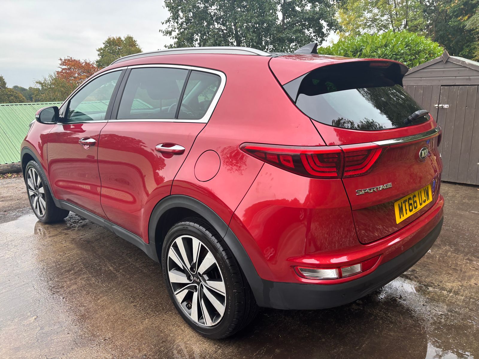 Kia Sportage 1.7 CRDi 4 SUV 5dr Diesel Manual Euro 6 (s/s) (114 bhp) 5dr Manual 2017