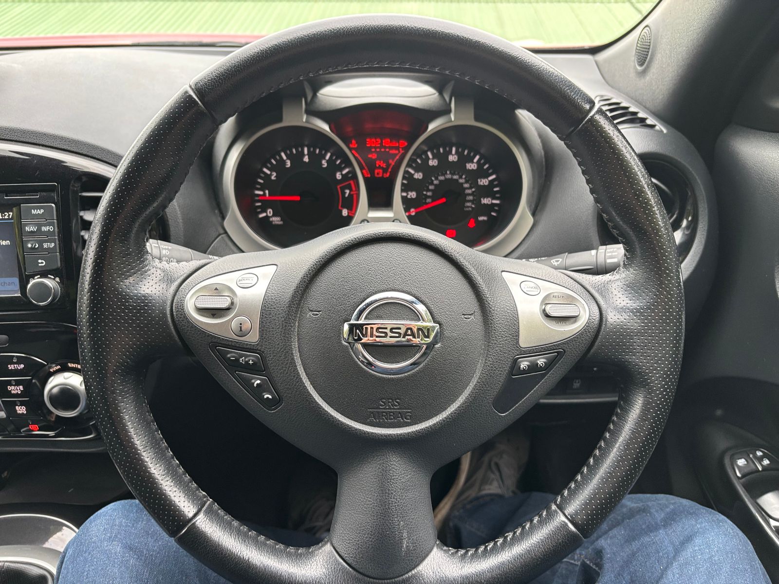 Nissan Juke 1.6 DIG-T N-Connecta SUV 5dr Petrol Manual Euro 6 (s/s) (190 ps) 5dr Manual 2017