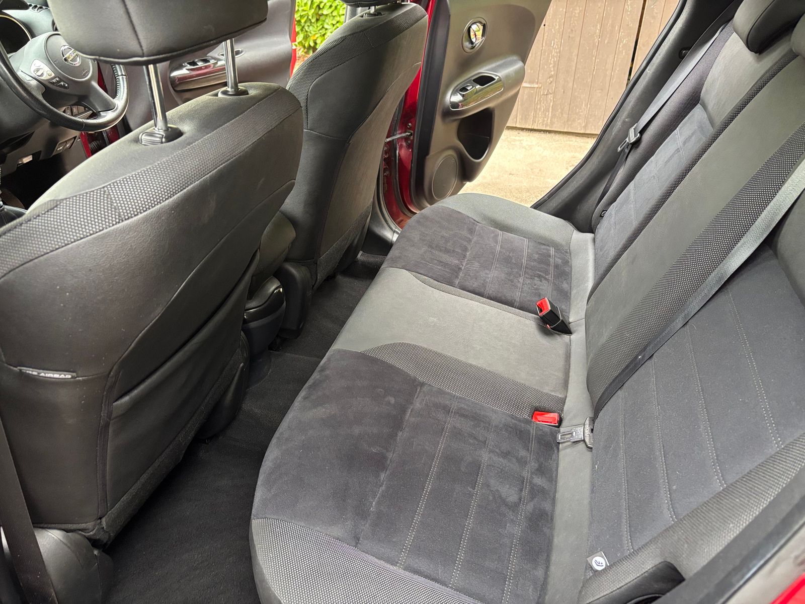 Nissan Juke 1.6 DIG-T N-Connecta SUV 5dr Petrol Manual Euro 6 (s/s) (190 ps) 5dr Manual 2017