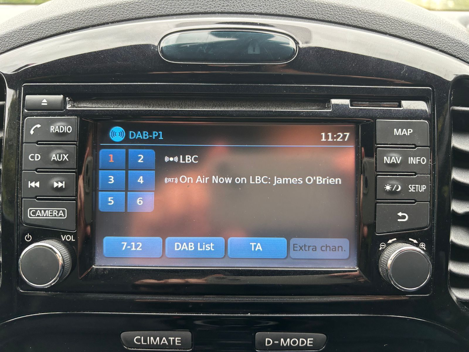 Nissan Juke 1.6 DIG-T N-Connecta SUV 5dr Petrol Manual Euro 6 (s/s) (190 ps) 5dr Manual 2017