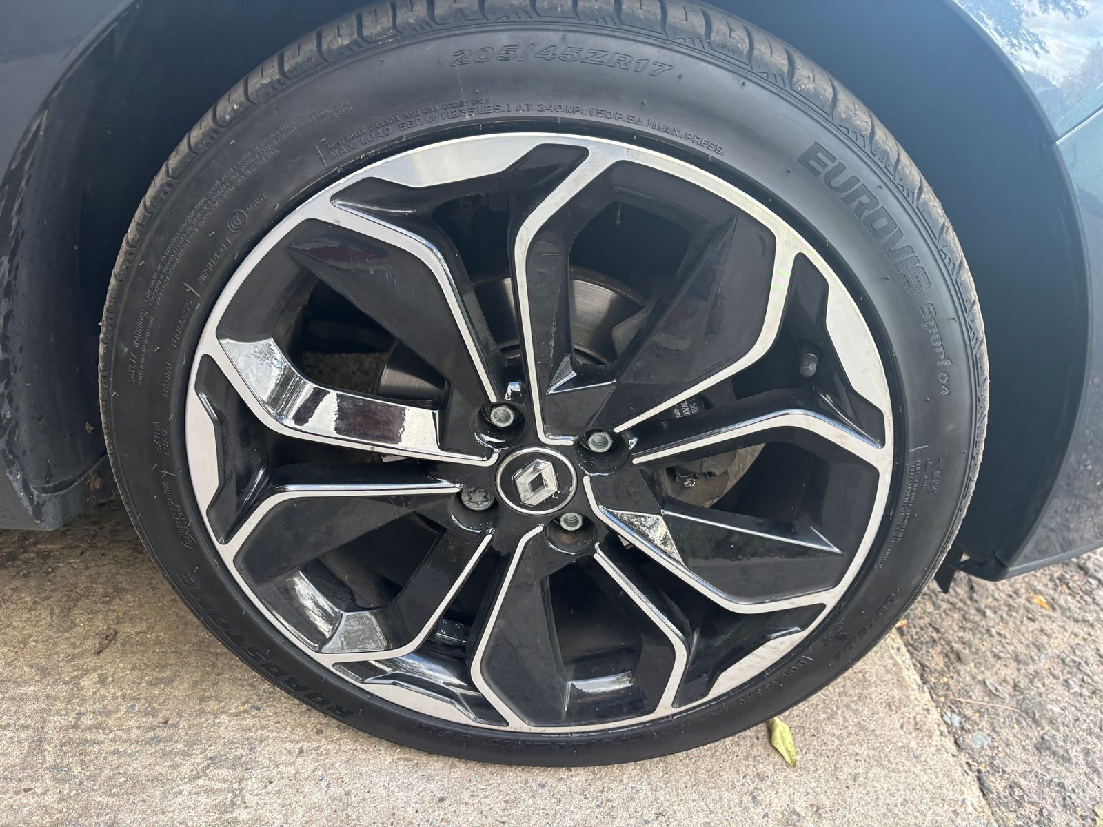 Renault Clio 1.5 dCi Dynamique S Nav Hatchback 5dr Diesel Manual Euro 6 (s/s) (110 ps) 5dr Manual 2016