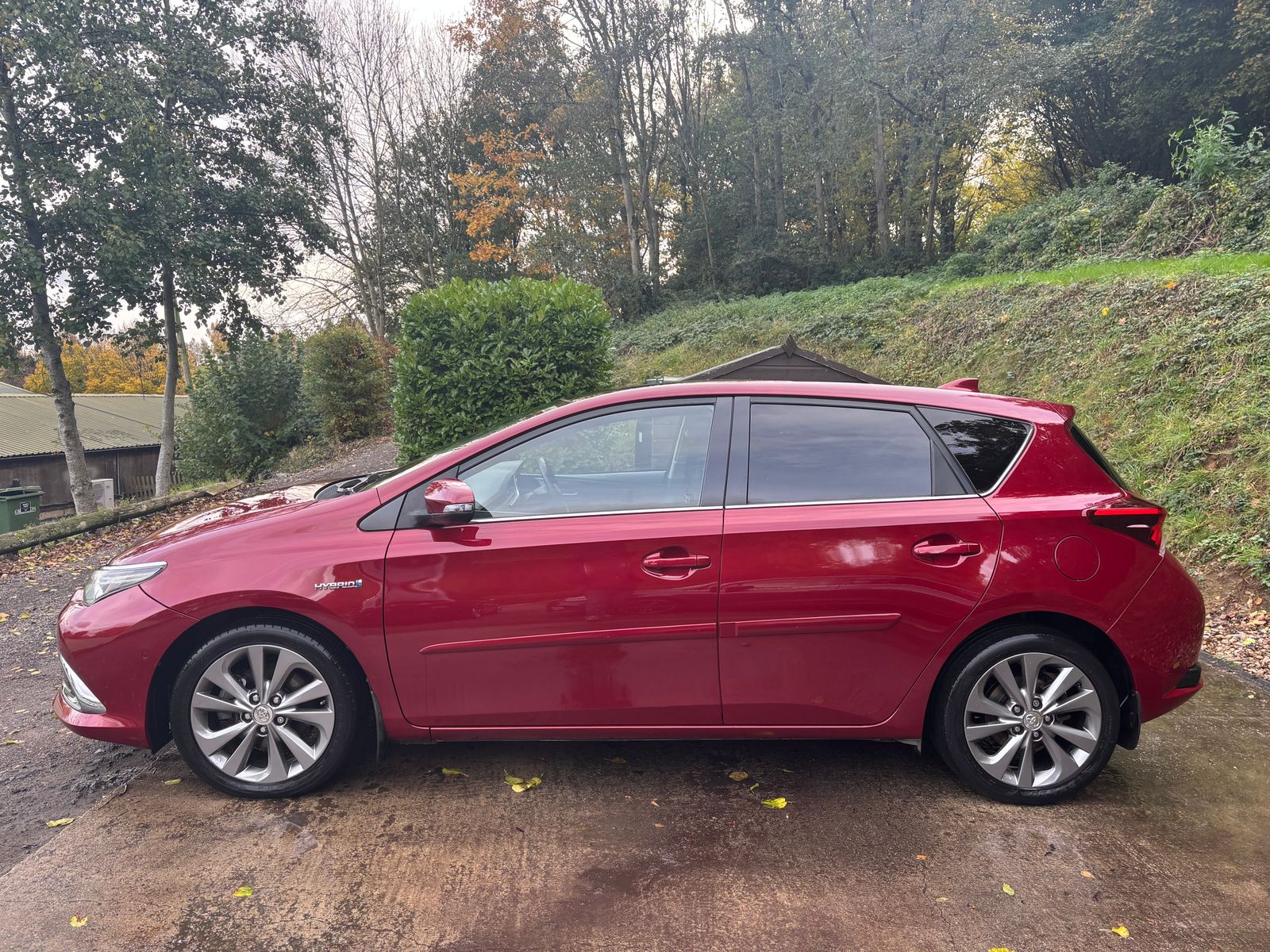 Toyota Auris 1.8 VVT-h Excel Hatchback 5dr Petrol Hybrid CVT Euro 6 (s/s) (136 ps) 5dr Automatic 2018