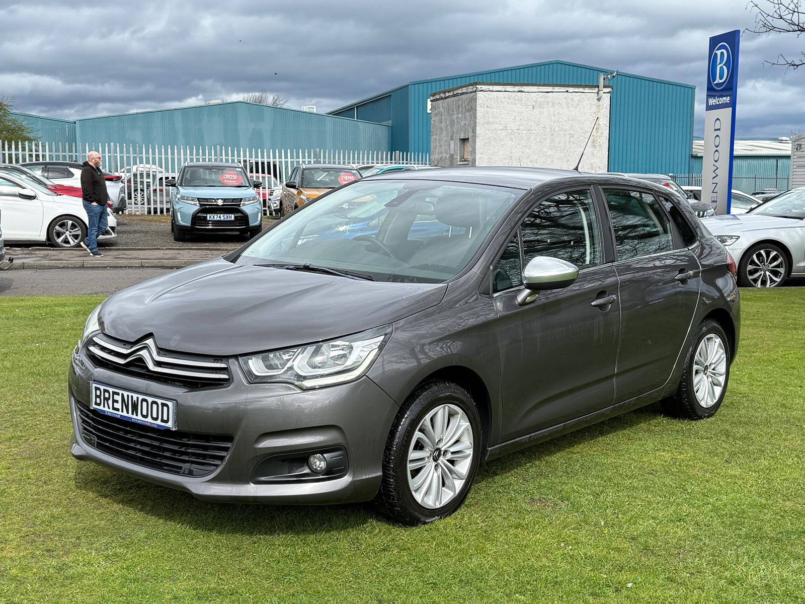 2016 Citroen C4 1.6 BlueHDi Flair Hatchback 5dr Diesel Manual Euro 6 (100 ps), exterior view 4