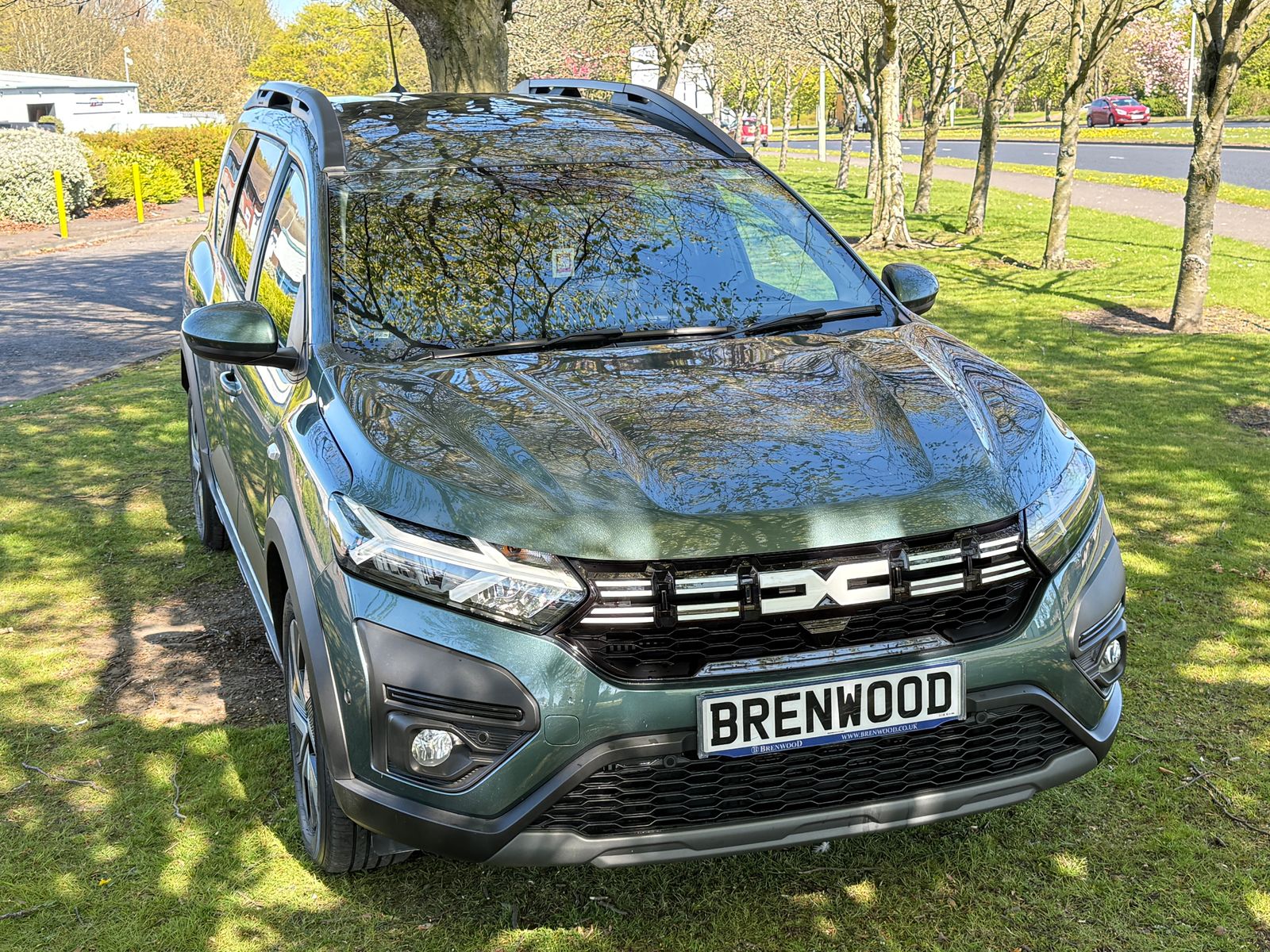 2025 Dacia Jogger 1.0 TCe Expression MPV 5dr Petrol Manual Euro 6 (s/s) (110 ps), exterior view 2