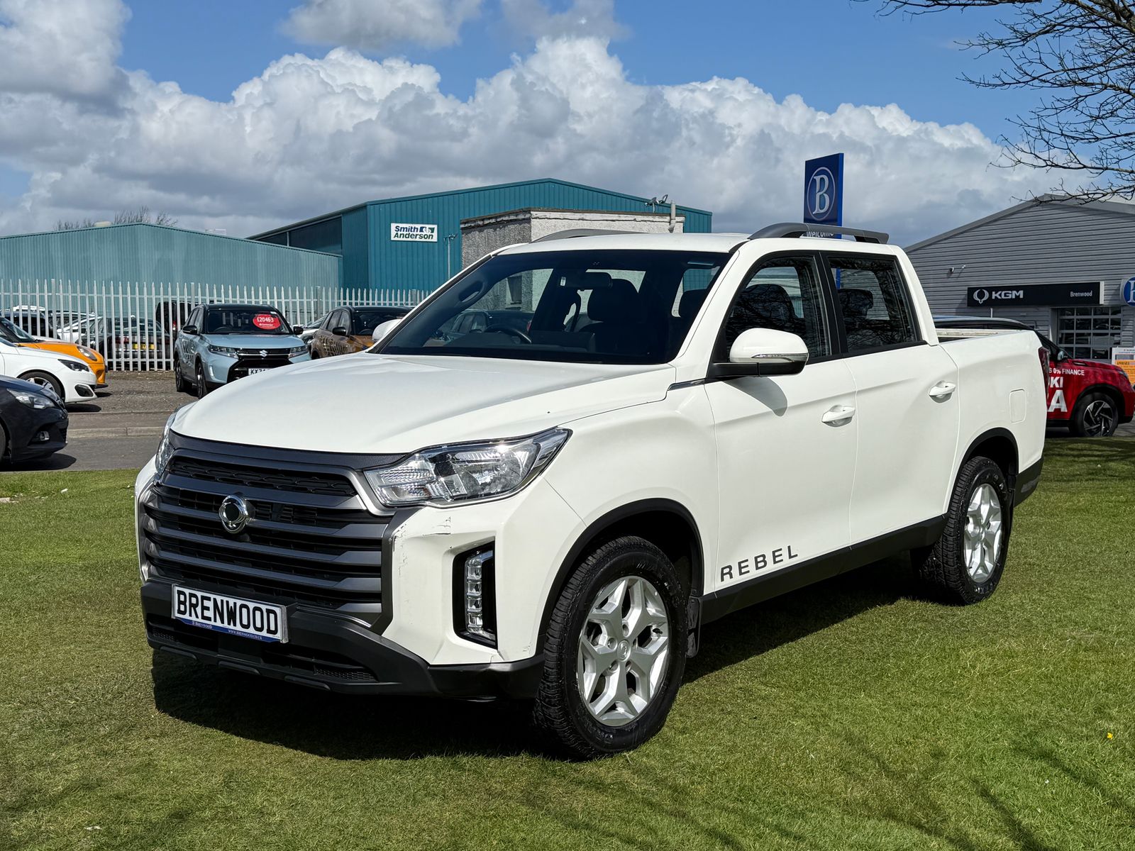 2025 KGM Musso 2.2D Rebel Pickup Double Cab 4dr Diesel Auto 4WD Euro 6 (202 ps), exterior view 4